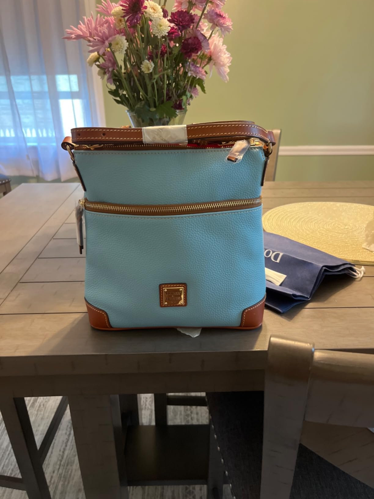 Dooney & Bourke Womens Crossbody, Large Leather Handbag with Shoulder Strap customer photo 1