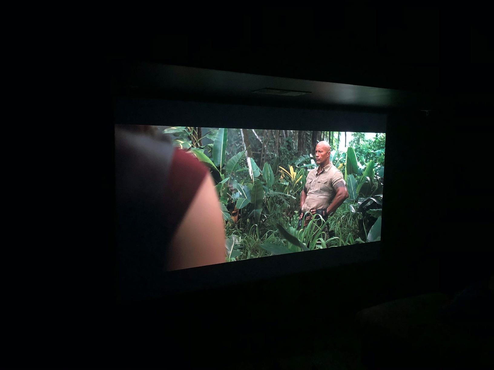 Elite Screens Aeon Edge-Free 120