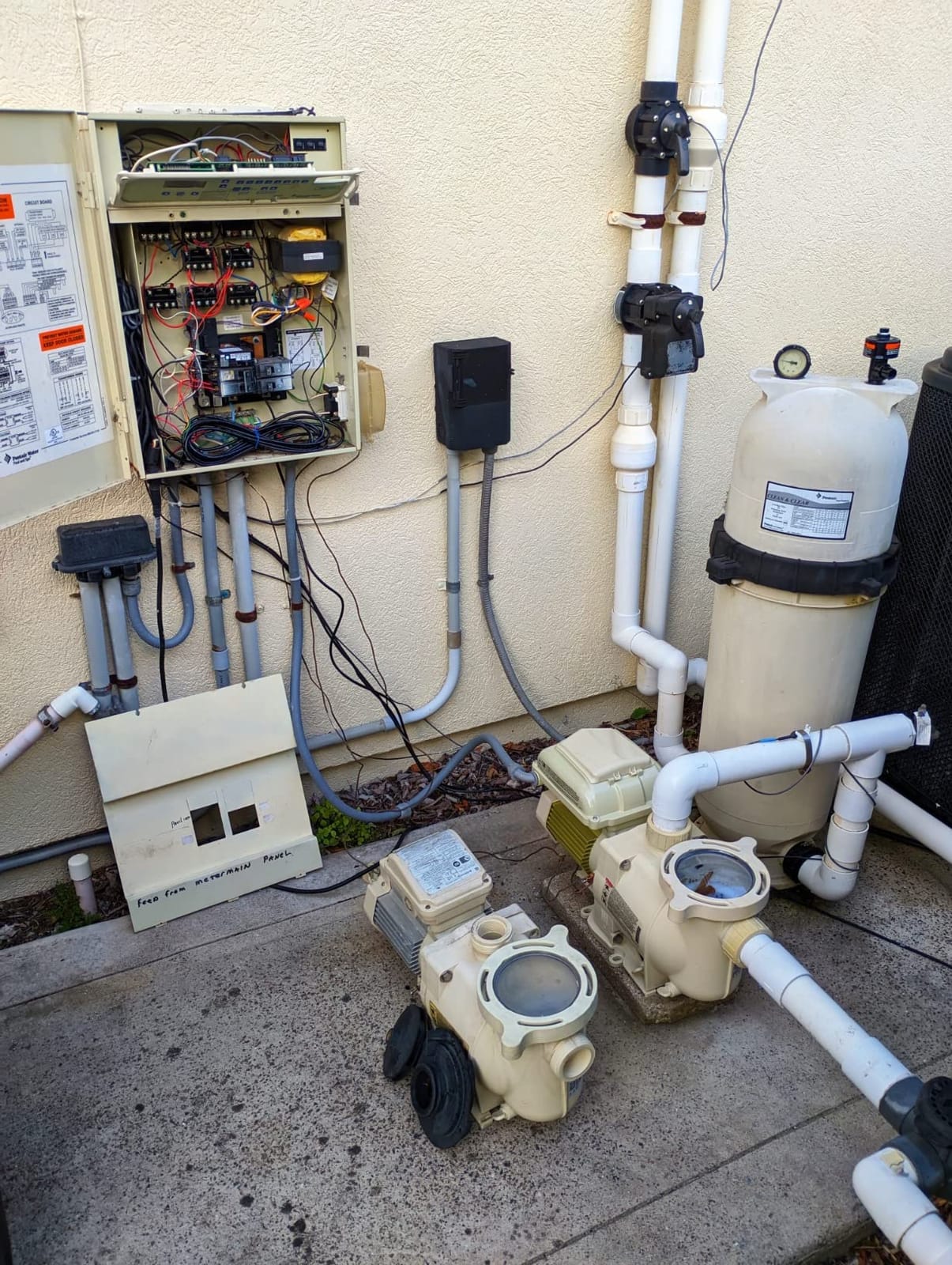 Pentair EC-342001 - SuperFlo VS Variable Speed Pool Pump, 1.5 HP customer photo 1