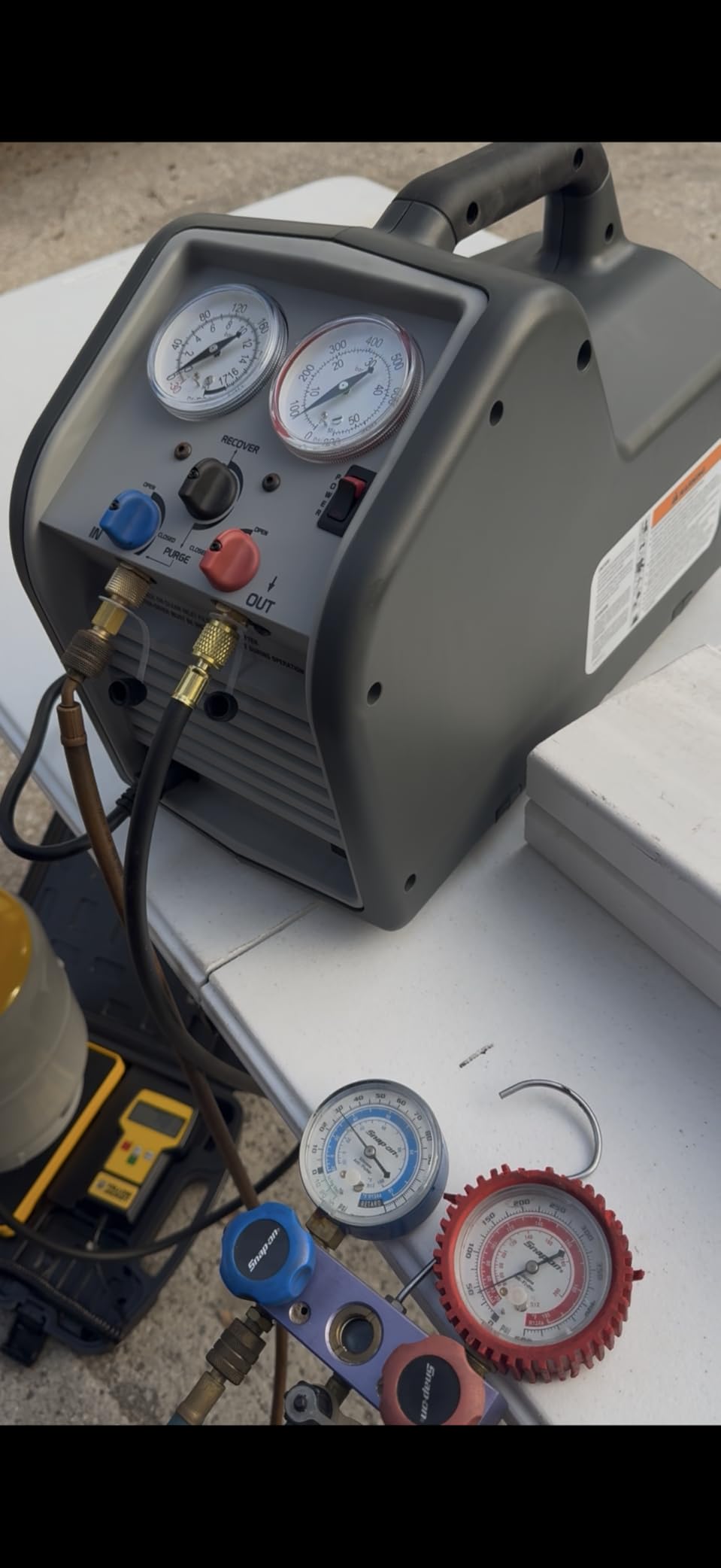 Robinair RG6 Portable Liquid and Vapor Refrigerant Recovery Machine customer photo 1