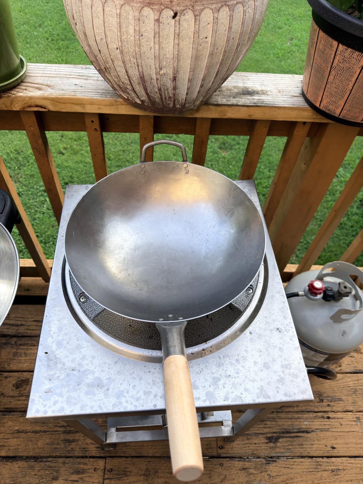Craft Wok Traditional Hand Hammered Chinese Carbon Steel Wok, 14 Inch Round Bottom (731W88) customer photo 2