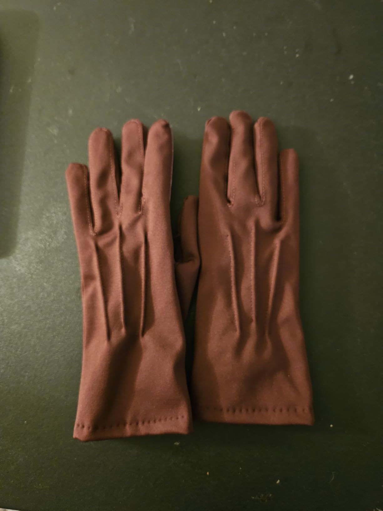 isotoner Women's Spandex Cold Weather Stretch Gloves With Warm Fleece Lining customer photo 2