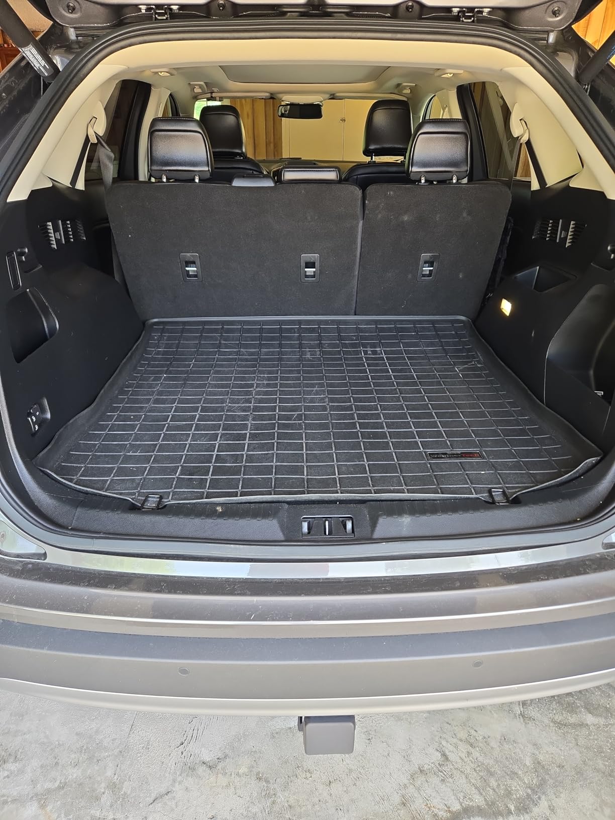 WeatherTech Cargo Trunk Liner for Ford Edge, Edge ST Behind 2nd Row (40791), Black customer photo 1