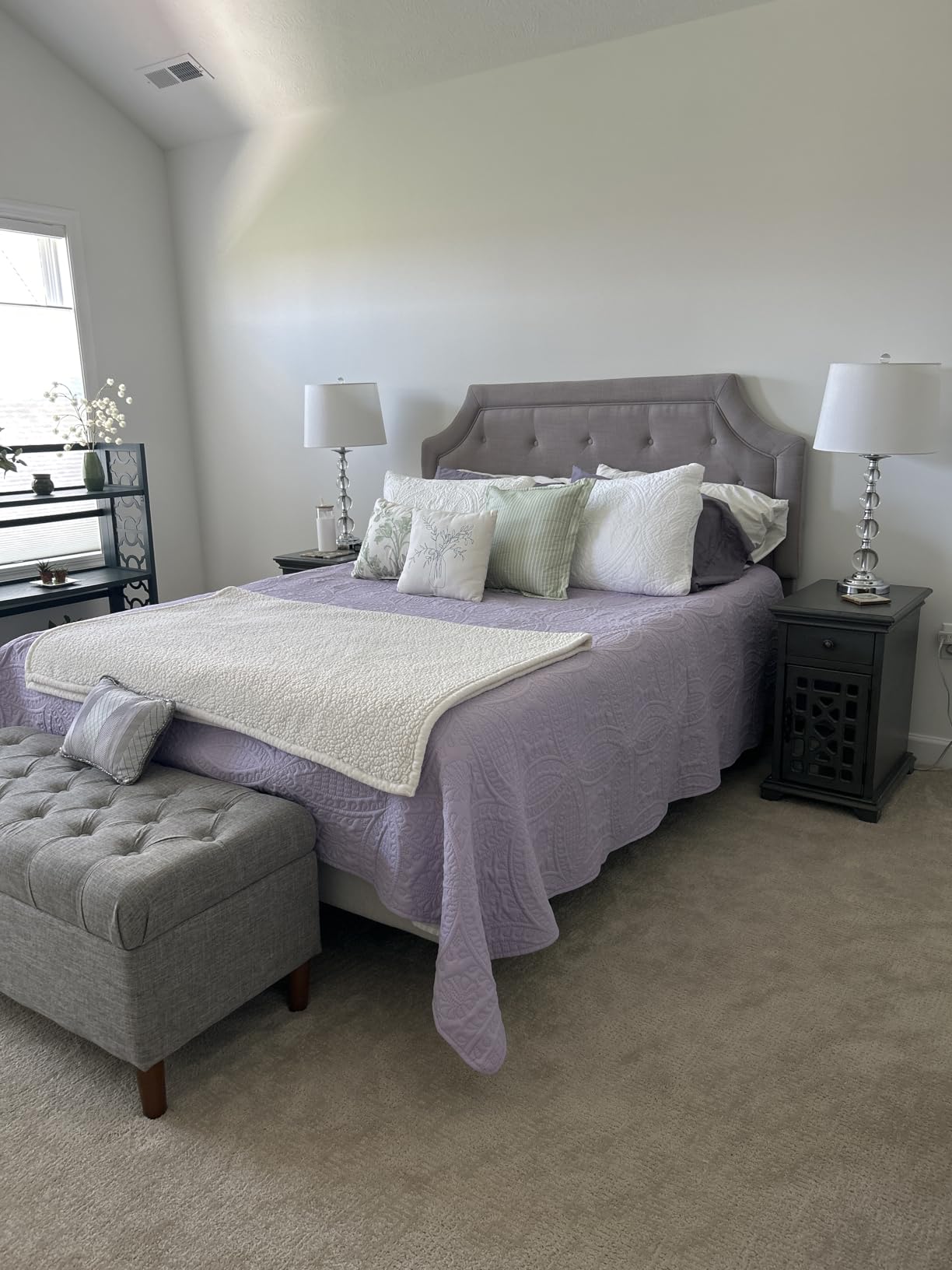 Brandream White Cotton Quilt Set Queen Scalloped Matelasse Coverlet 3PC | 100% Natural Cotton, Floral Vine Matelassé Stitching, Elegant Scalloped Edges, All-Season Comfort, Queen 3 Piece Set customer photo 2