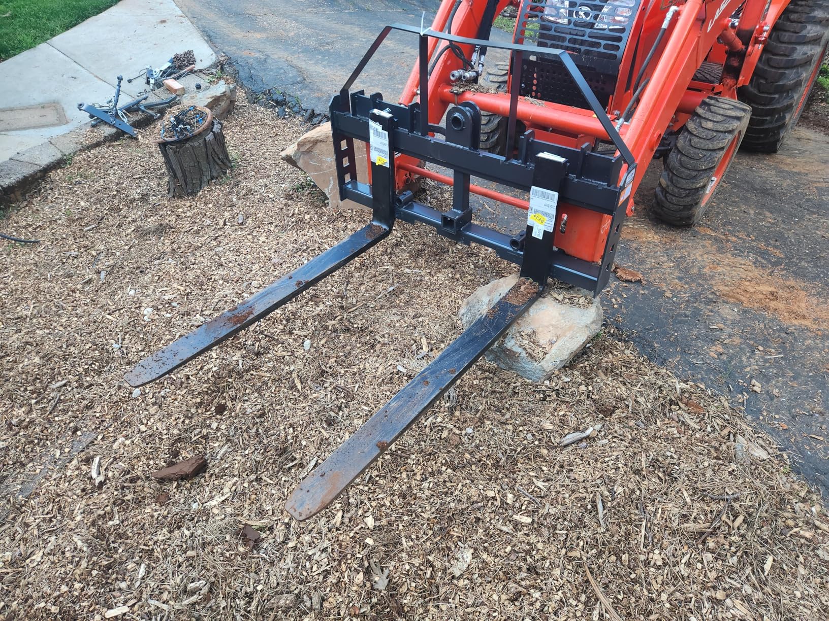 Titan Attachments Standard Series Skid Steer Pallet Fork Frame, 48 in | Quick Tach Connection Fits SSQA Loader Mounts for Fast Swaps. Rated 4,000 lb with a 2-inch Receiver Hitch for Towing customer photo 1