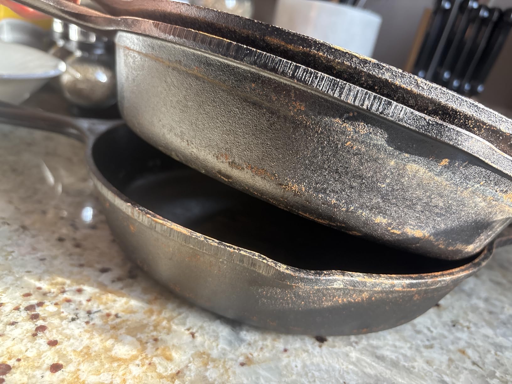 Lodge Cast Iron Set - 7-Piece Set - Pre-Seasoned Kitchen Essentials Set - Skillet, Griddle & Dutch Oven Included - PFAS-Free Non-Toxic Cookware customer photo 2