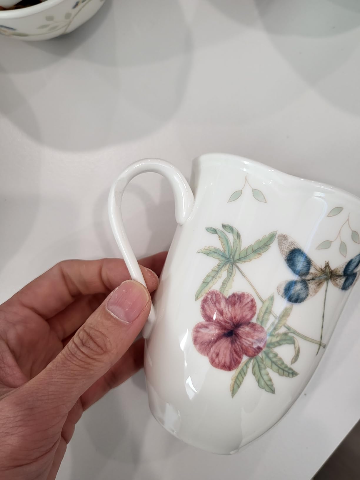 Lenox Butterfly Meadow Porcelain 28-Piece Dinnerware Set for 4, ceramic, dishwasher safe, microwave safe, plates and bowls sets for kitchen and dining customer photo 1