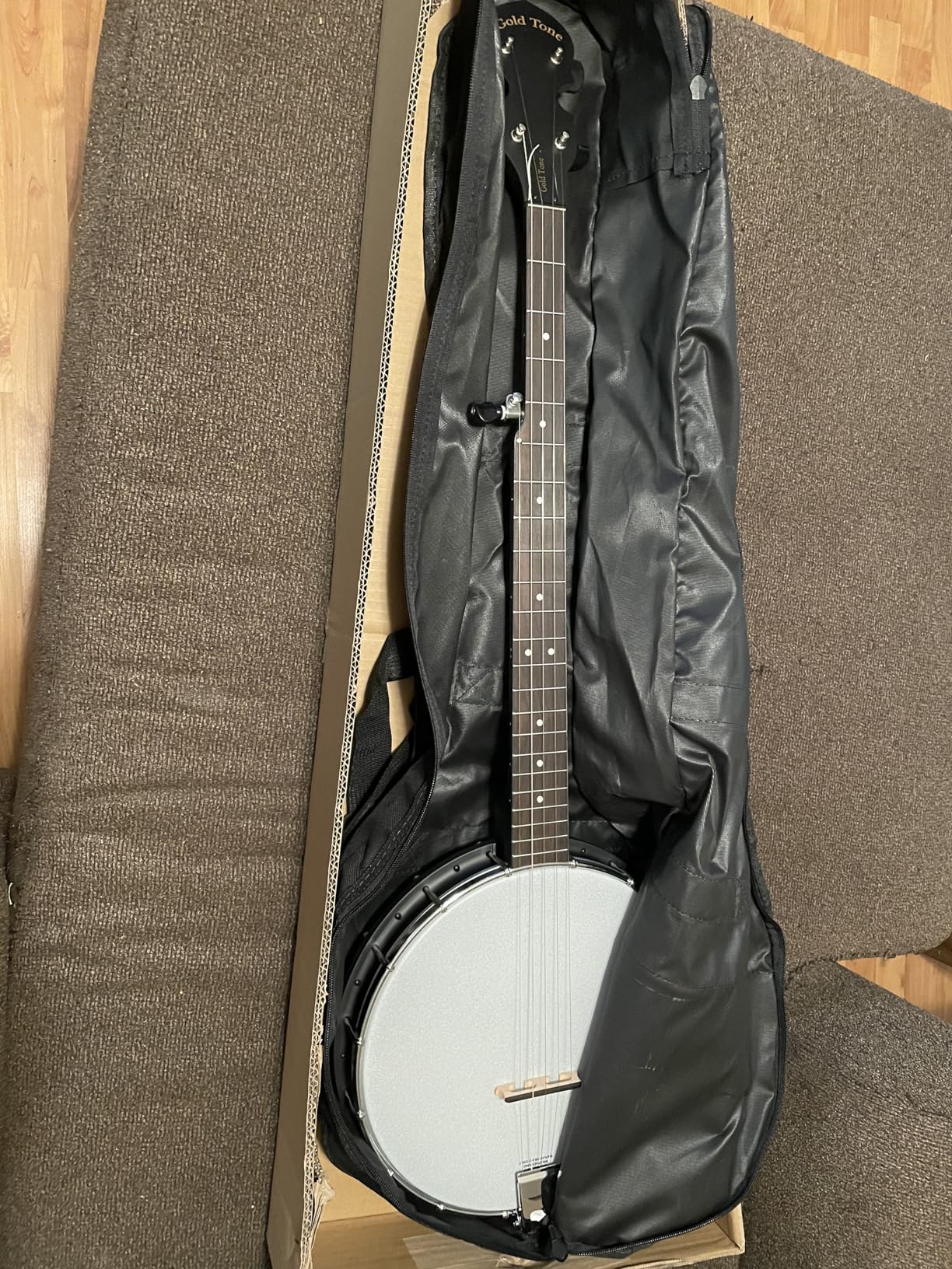Gold Tone AC-1: 5-String Beginner Banjo, Full Size with Gig-Bag, Bluegrass or Clawhammer customer photo 2