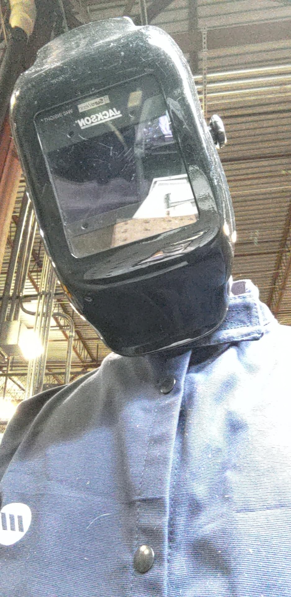Jackson Safety Insight Auto Darkening Welding Helmet, ADF Hood - ANSI Z87.1 | Lightweight Welding Mask with Ergonomic HLX Shell, 3.94