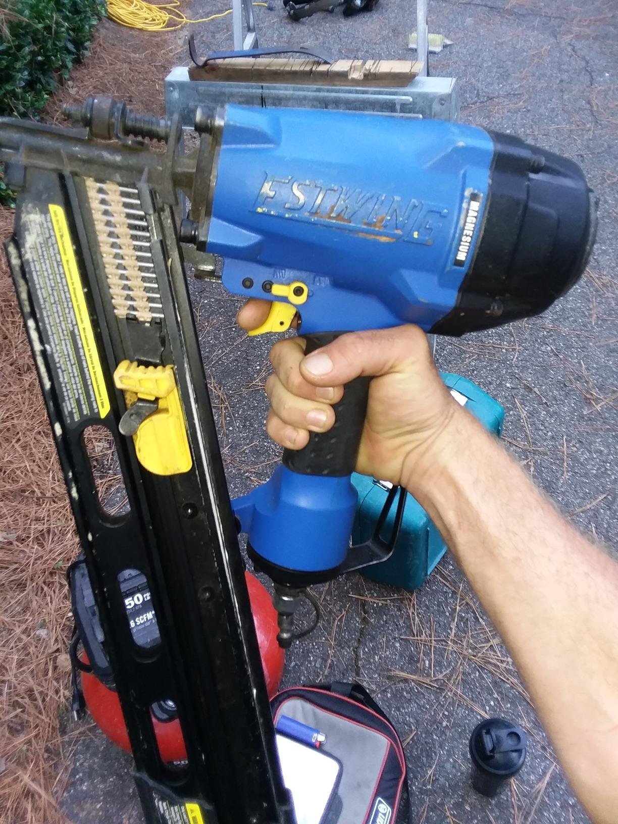 Estwing Pneumatic 21 Degree Framing Nailer EFR2190, Lightweight Magnesium Nail Gun with Depth Adjustment customer photo 2
