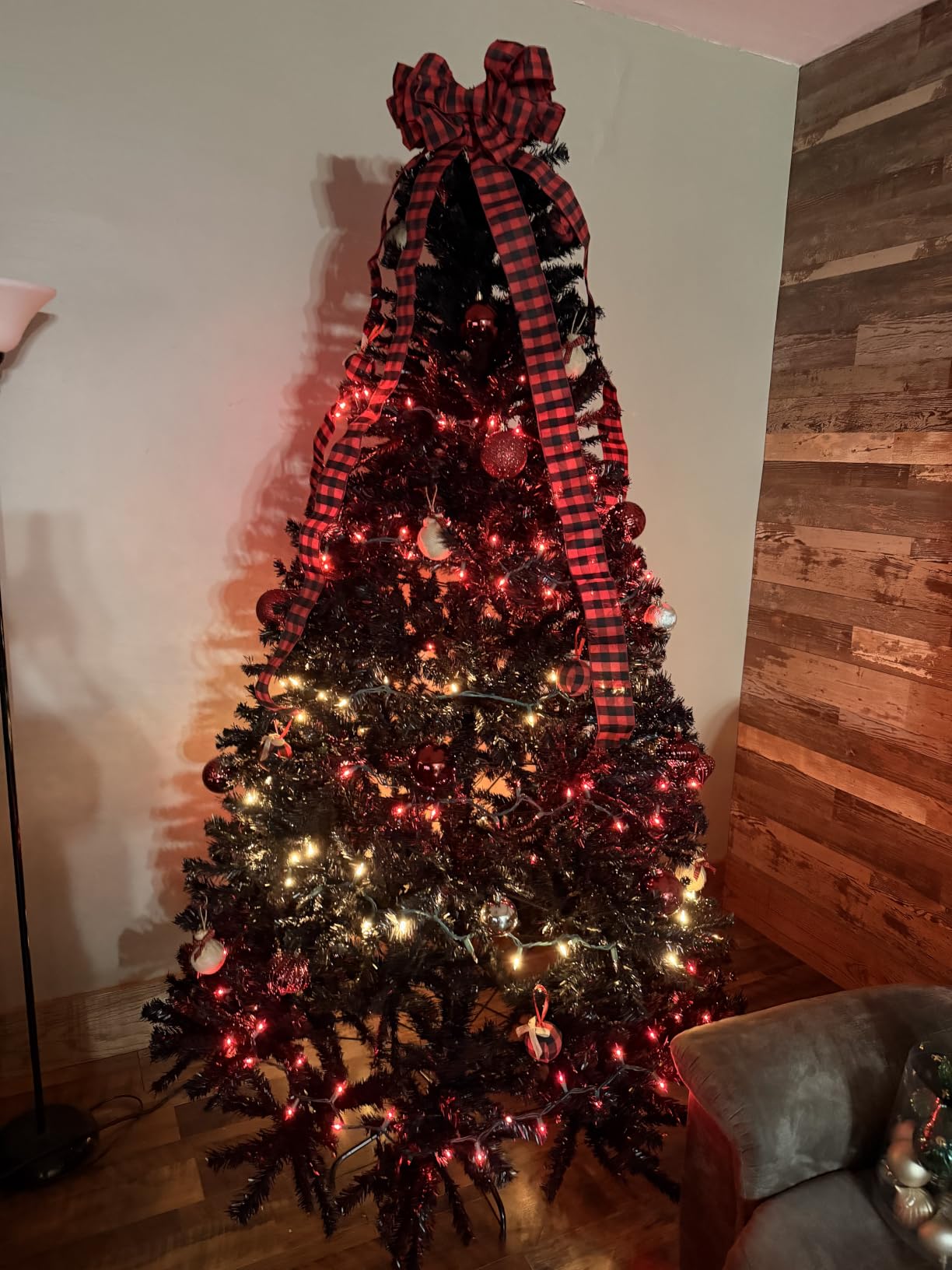 Best Choice Products Artificial Christmas Tree, 7.5ft Premium Unlit Realistic Spruce Holiday Décor w/Dense Branches, Easy Assembly, Metal Base customer photo 1