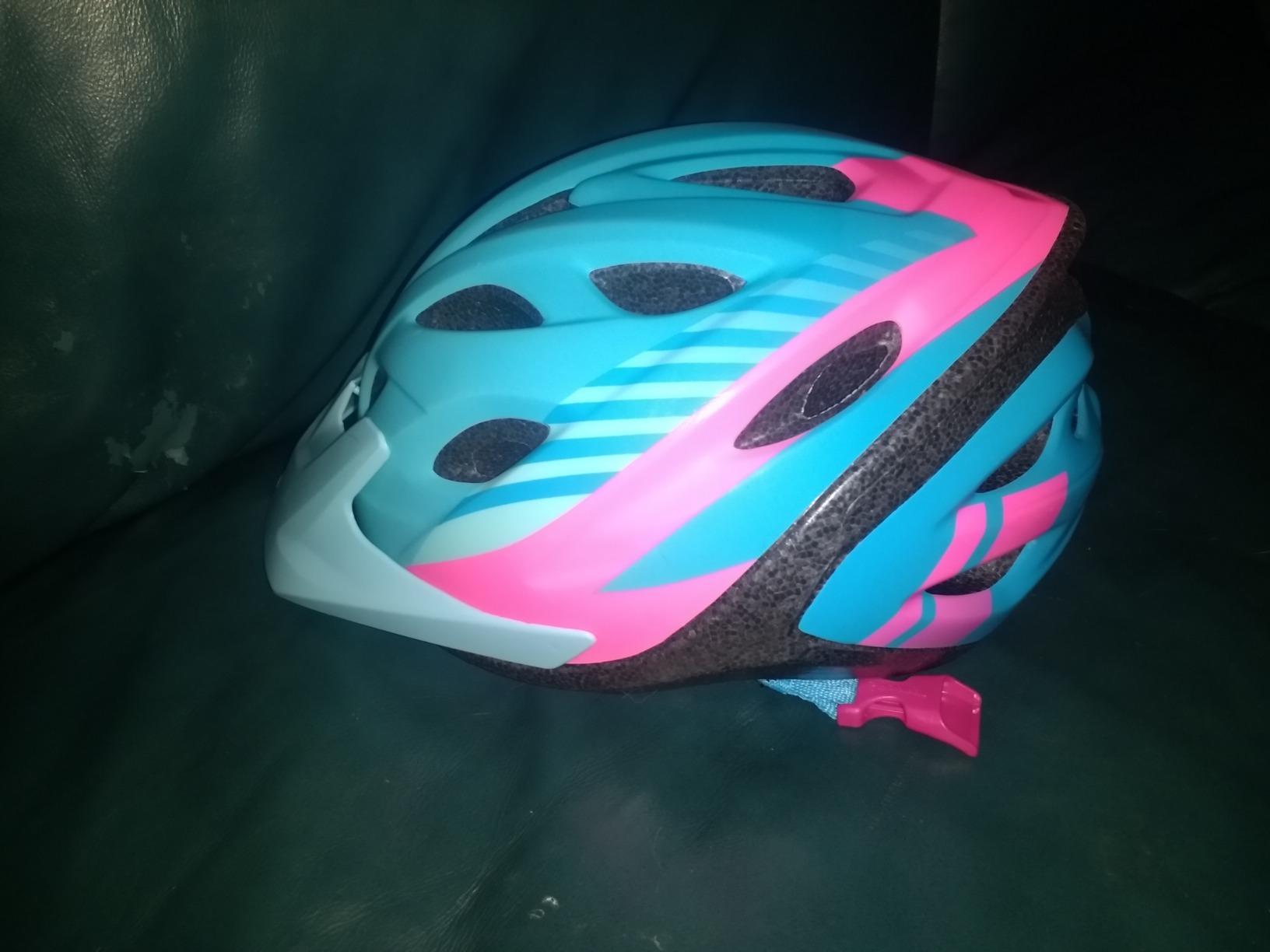 Bell Axle Youth Bike Helmet customer photo 1