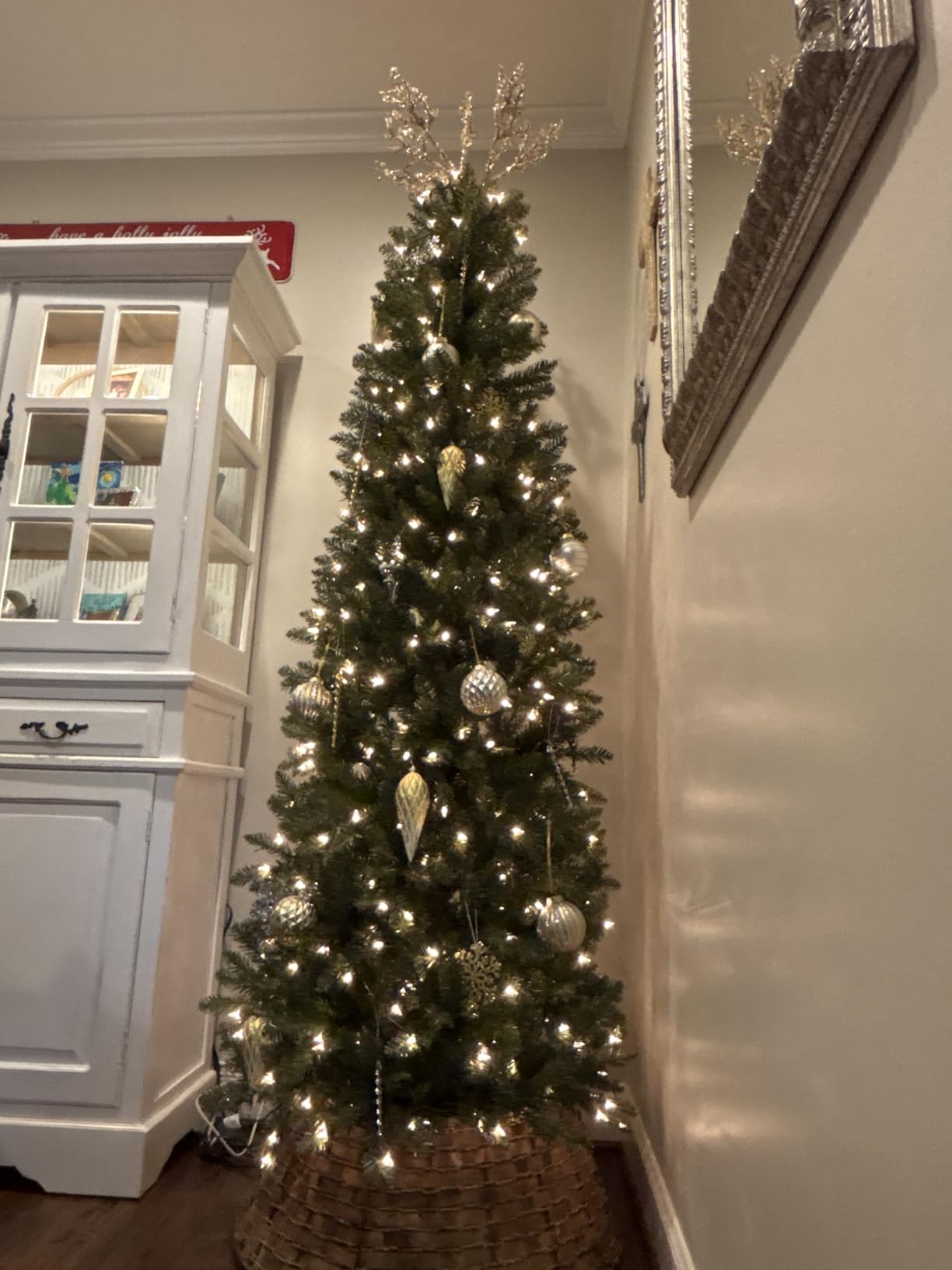 Puleo International 7.5ft Pre-Lit Fraser Fir Pencil Christmas Tree with 350 Clear Lights, 1188 Realistic Dense Branch Tips, Easy Setup Artificial Trees with Sturdy Metal Stand customer photo 1