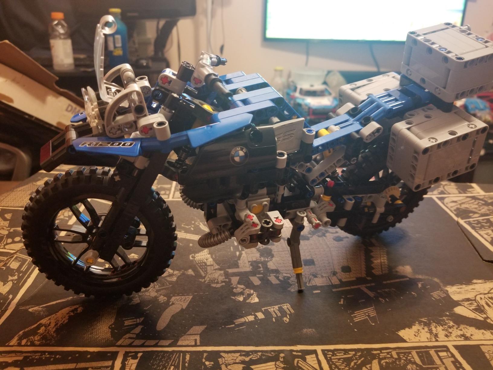 LEGO Technic BMW R 1200 GS Adventure 42063 Advanced Building Toy customer photo 2