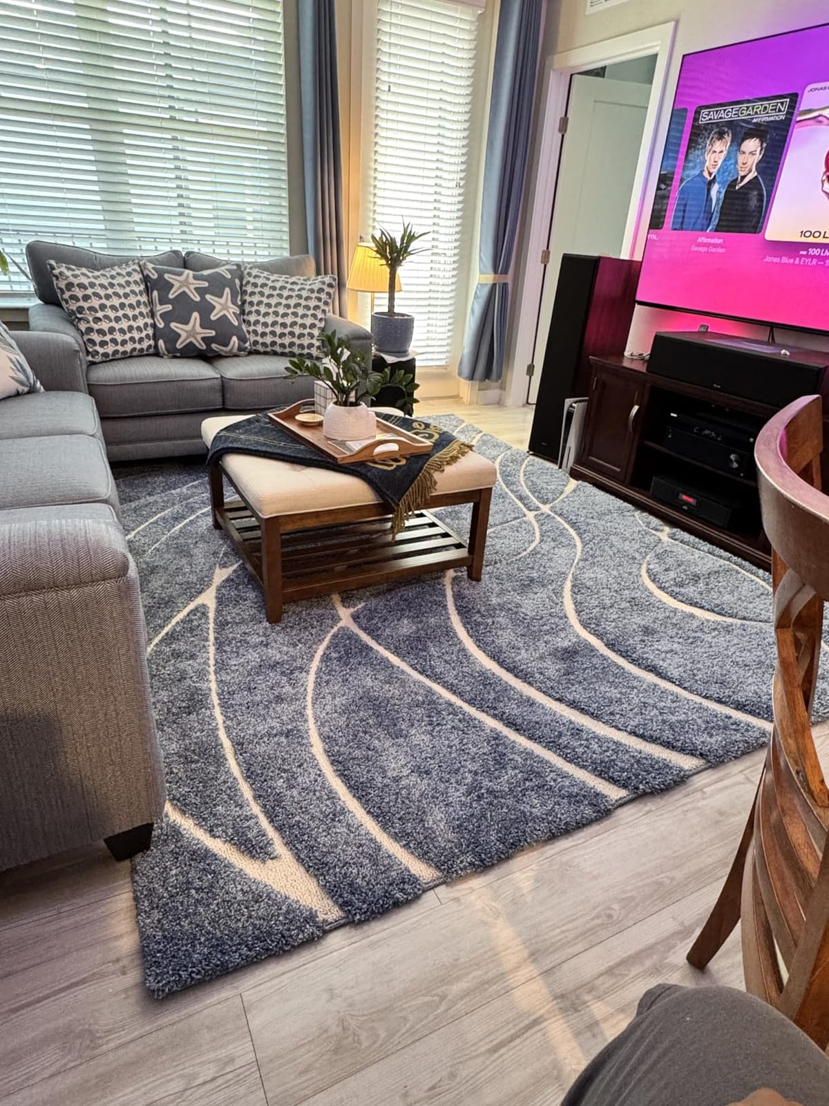 SAFAVIEH Florida Shag Collection Area Rug - 6' x 9', Creme & Creme, Non-Shedding & Easy Care, 1.2-inch Thick Ideal for High Traffic Areas in Living Room, Bedroom (SG471-1111) customer photo 2