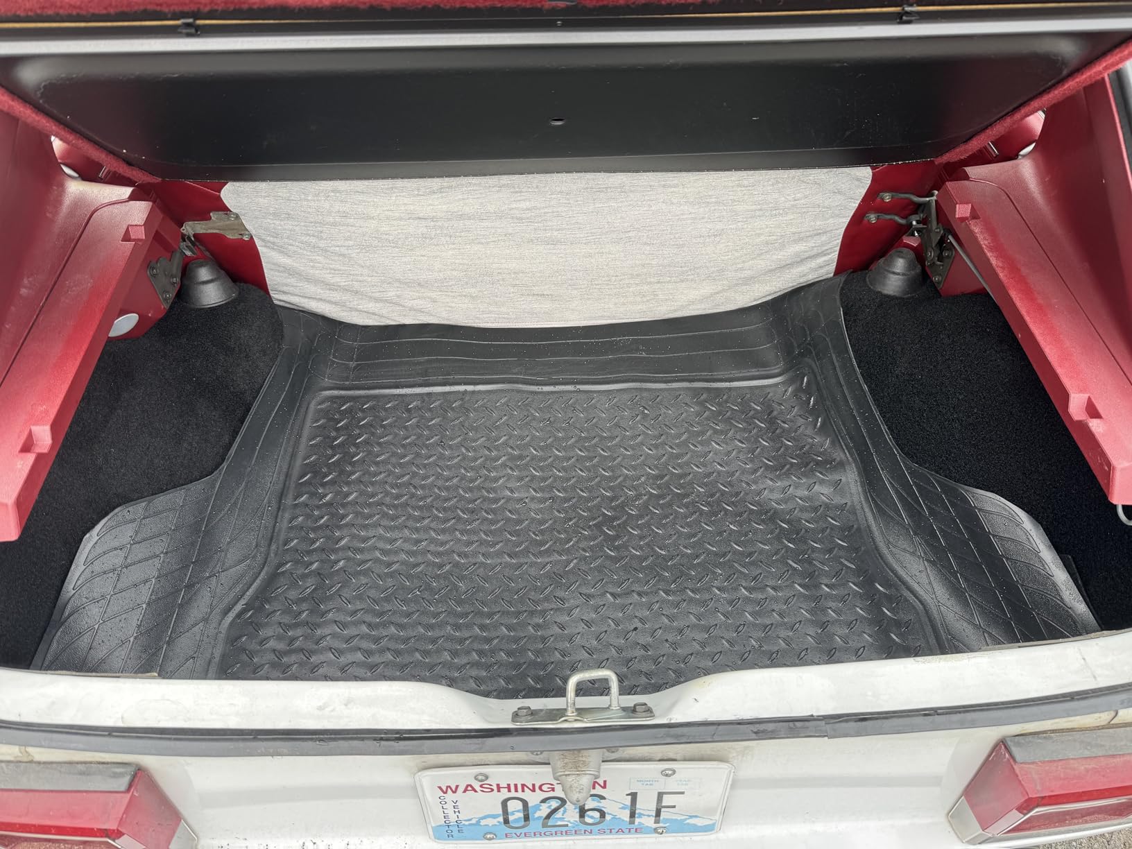 PIC AUTO Heavy Duty Cargo Liner, Trimmable All-Weather Rubber Trunk Mat for Cars, SUVs, Vans & Trucks, Anti-Slip Backing, Durable Protection, Large, Black customer photo 1