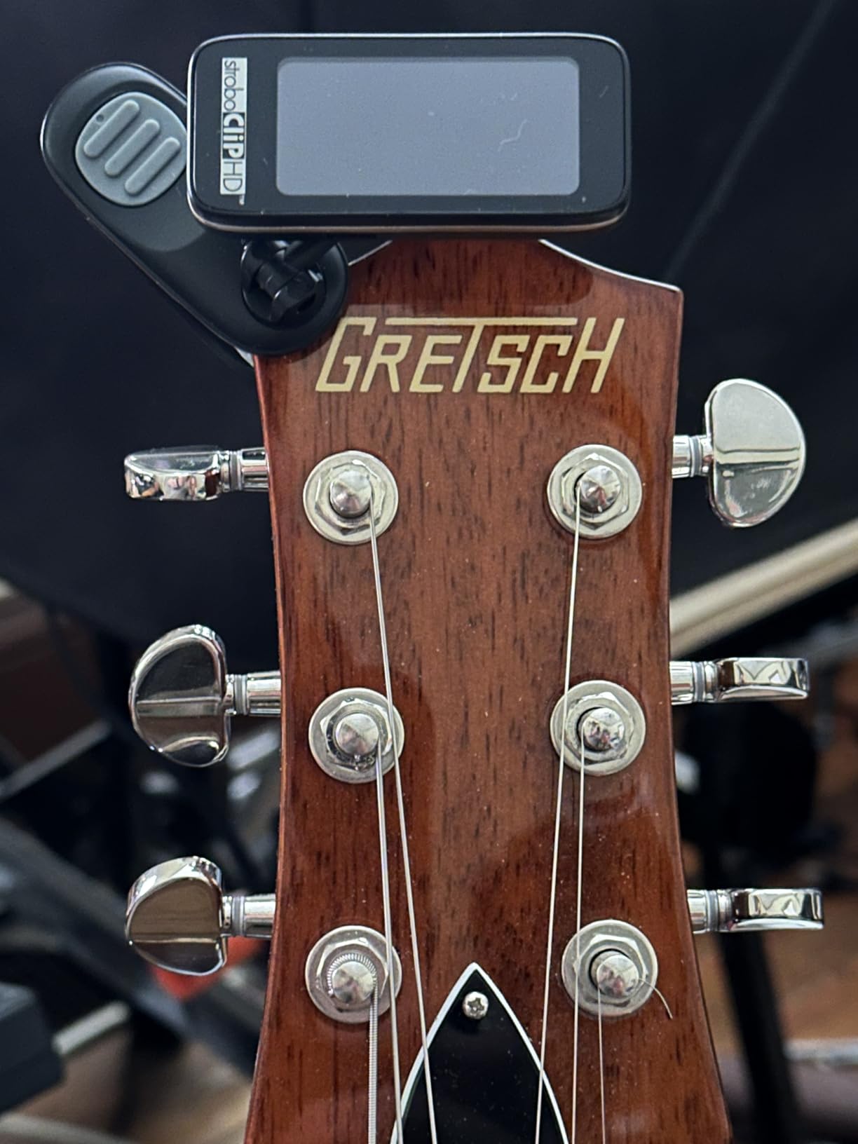 Peterson StroboClip HD Clip-On Guitar Tuner, ±0.1 Cent Accuracy for Acoustic, Electric, Bass, Violin, Ukulele customer photo 1