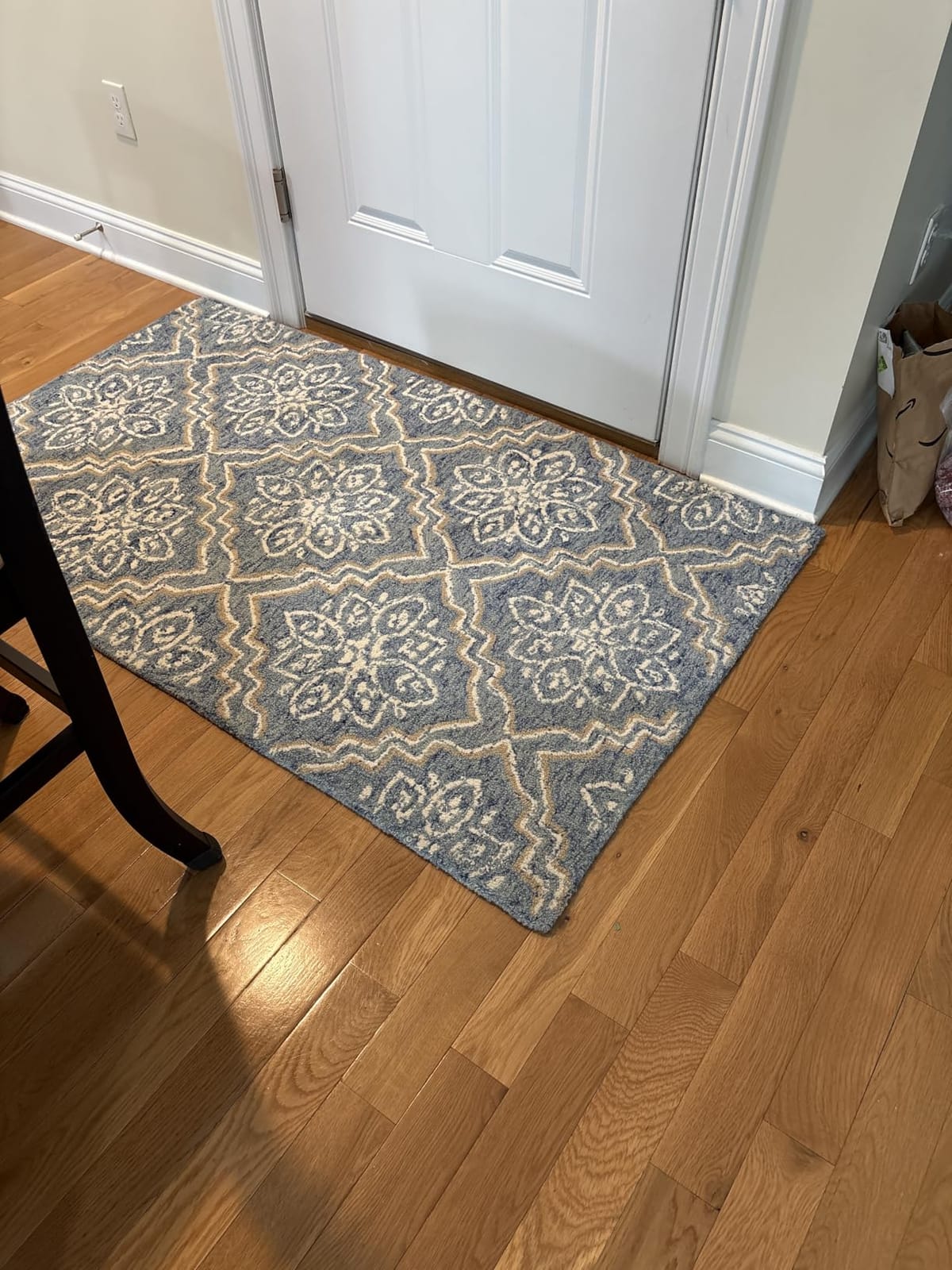 SAFAVIEH Abstract Collection Area Rug - 6' x 9', Blue & Grey, Handmade Wool, Ideal for High Traffic Areas in Living Room, Bedroom (ABT201A) customer photo 2