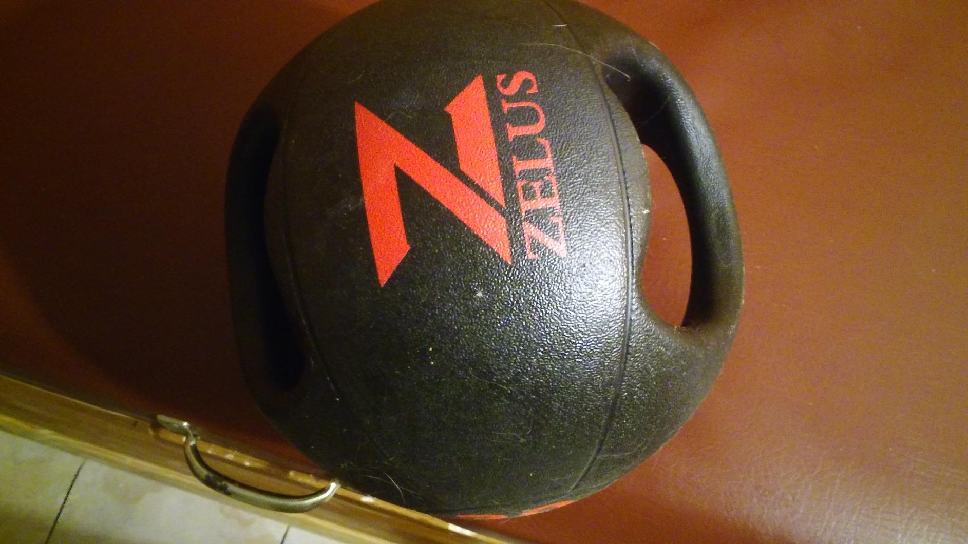 ZELUS Medicine Ball with Dual Grip | 10/20 lbs Exercise Ball | Weight Ball with Handles | Textured Grip Exercise Ball | Strength Training | Core Workouts customer photo 2