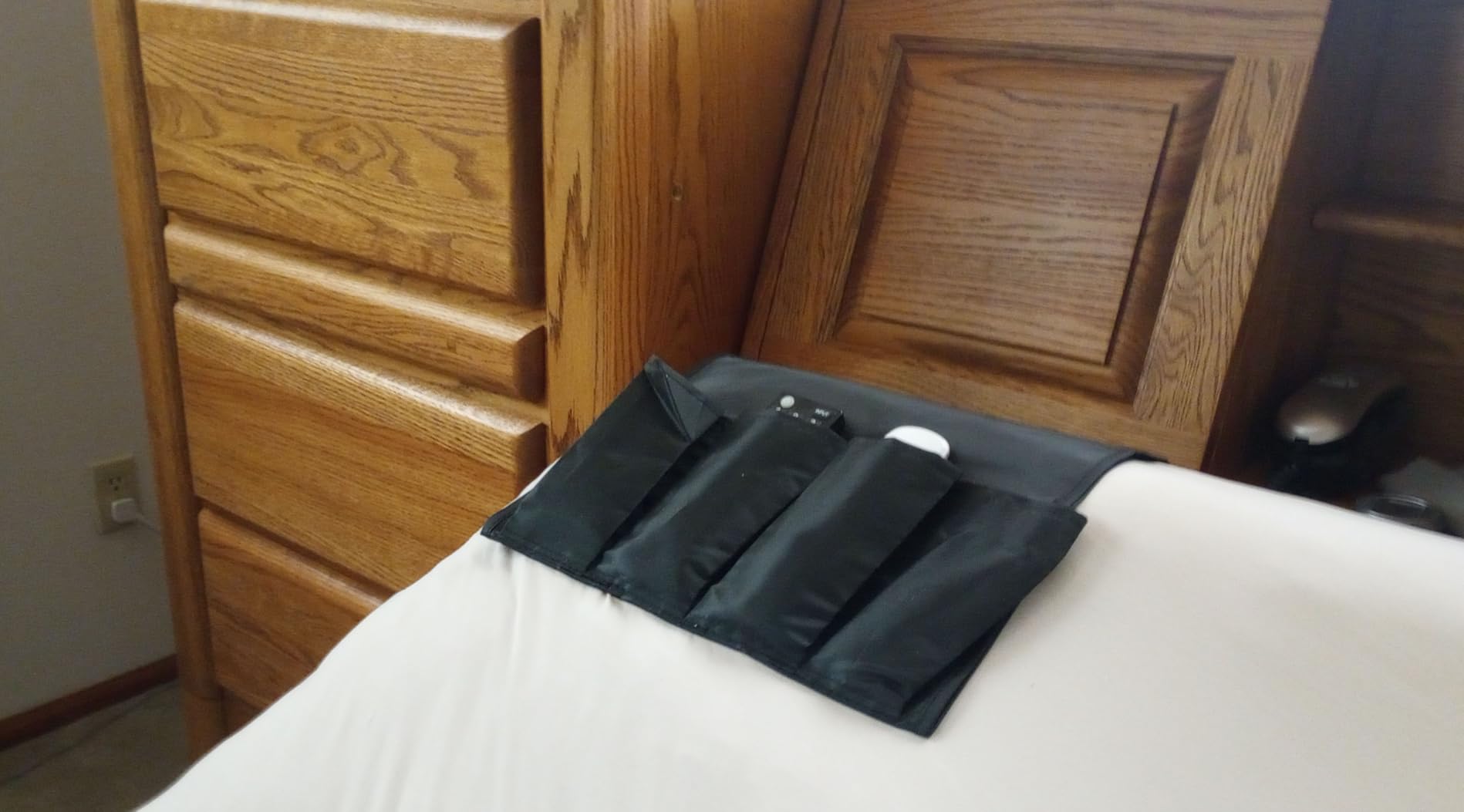 Lucid L300 Adjustable Bed Frame - USB - Memory Position - Remote, Queen customer photo 1
