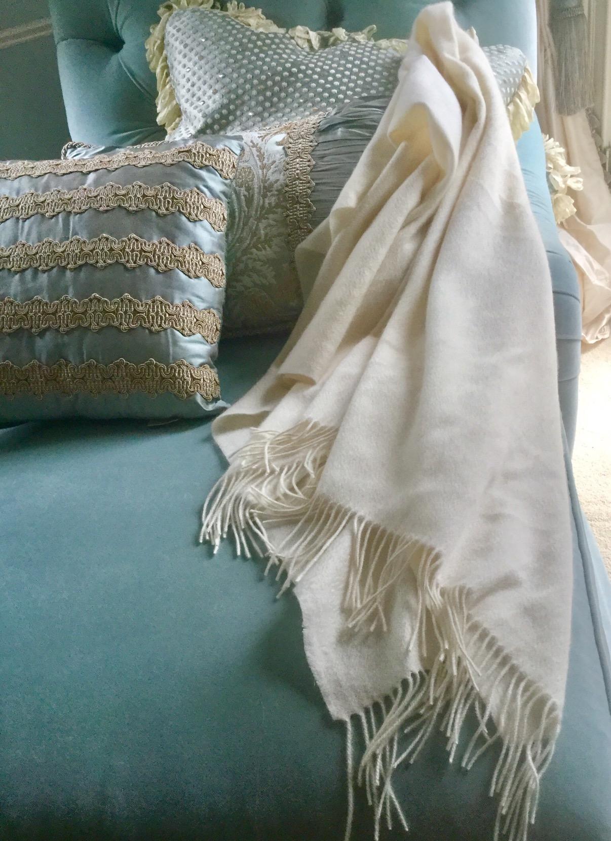 CUDDLE DREAMS Premium Cashmere Throw Blanket with Fringe (Ivory) | Rare Cashmere Blend, Luxurious Softness, Lightweight Warmth, Classic Fringed Accent, Perfect for Gifting customer photo 2