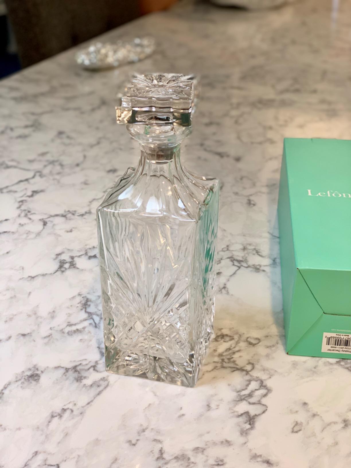 Crystal Whiskey Decanter, Lead-Free Barware Gift for Men, Scotch Bourbon Liquor, Irish Cut, 750ml customer photo 1