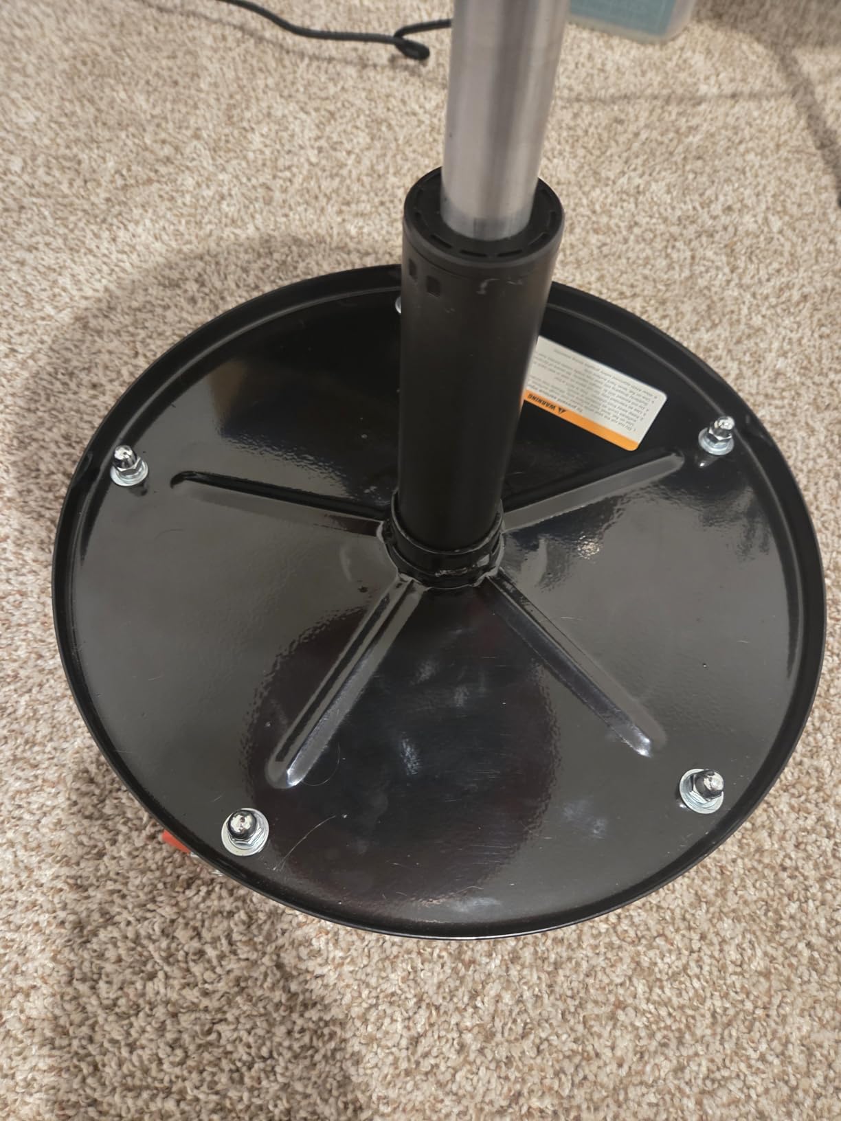 MaxWorks 80771 Pneumatic Roller Seat/Creeper with Adjustable Height - 300 lb Capacity customer photo 2