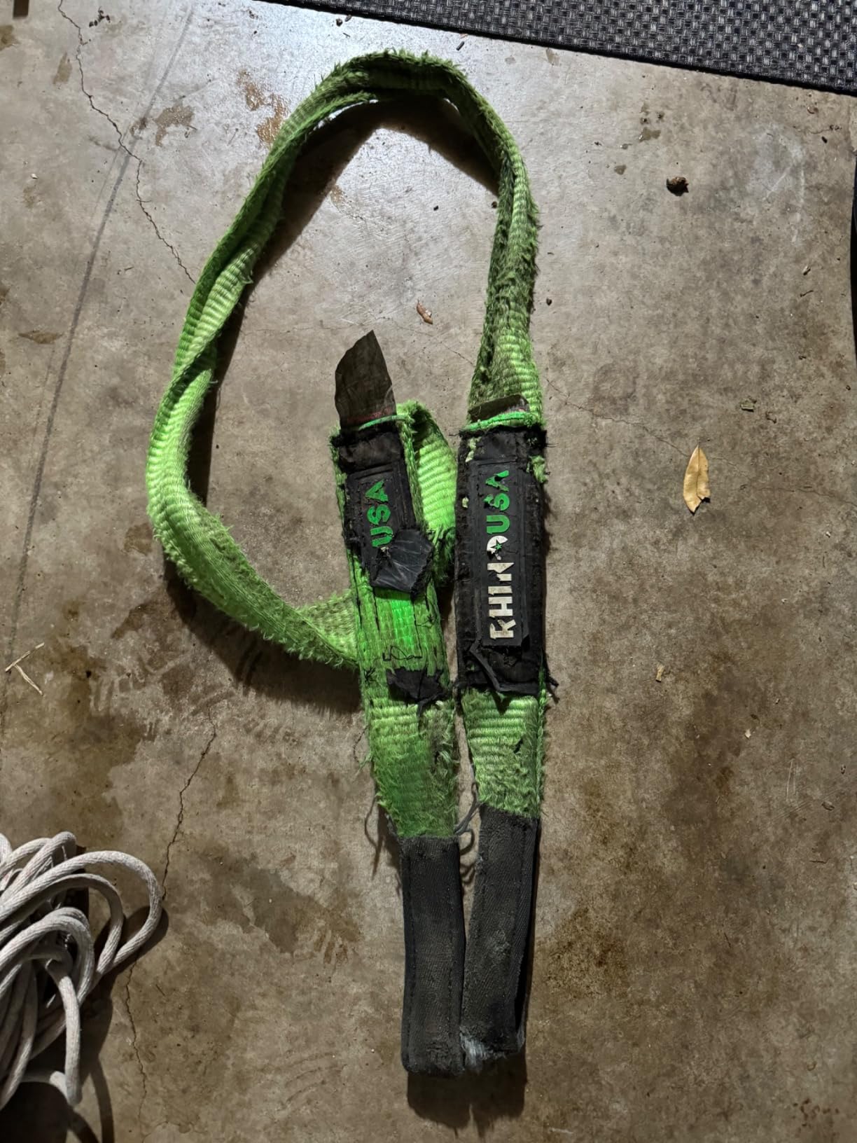 Rhino USA Tree Saver Tow Strap (3in x 8ft) - 31,518lb Winch Extension Strap customer photo 1