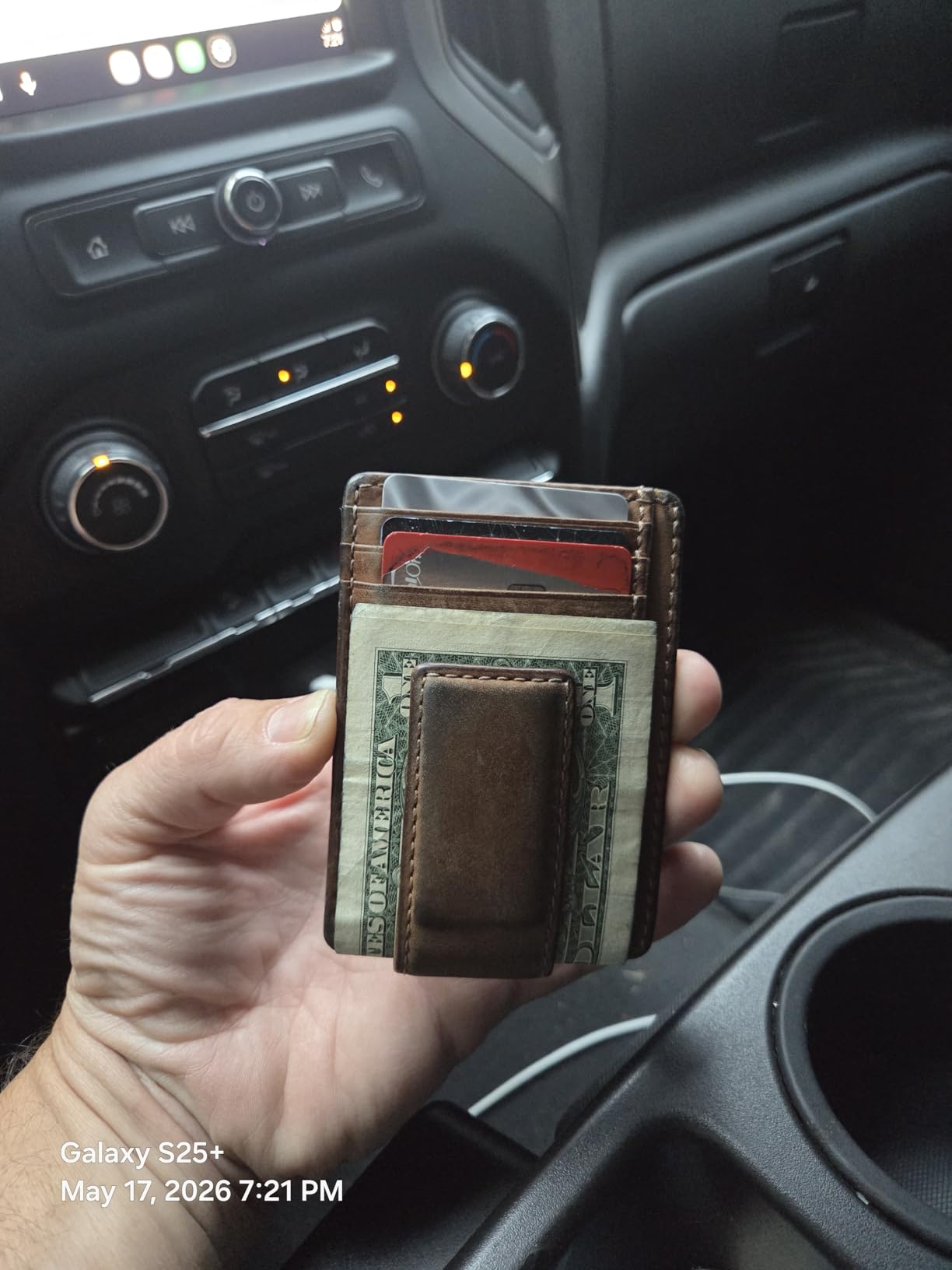 House of Jack Co. Carryall Men's Slim Money Clip Wallet, Super Strong Magnetic Clip Holds 15+ Bills, Full Grain Leather Slim Front Pocket Wallet, 9 Card Holder, Gift for Men, Tan customer photo 1