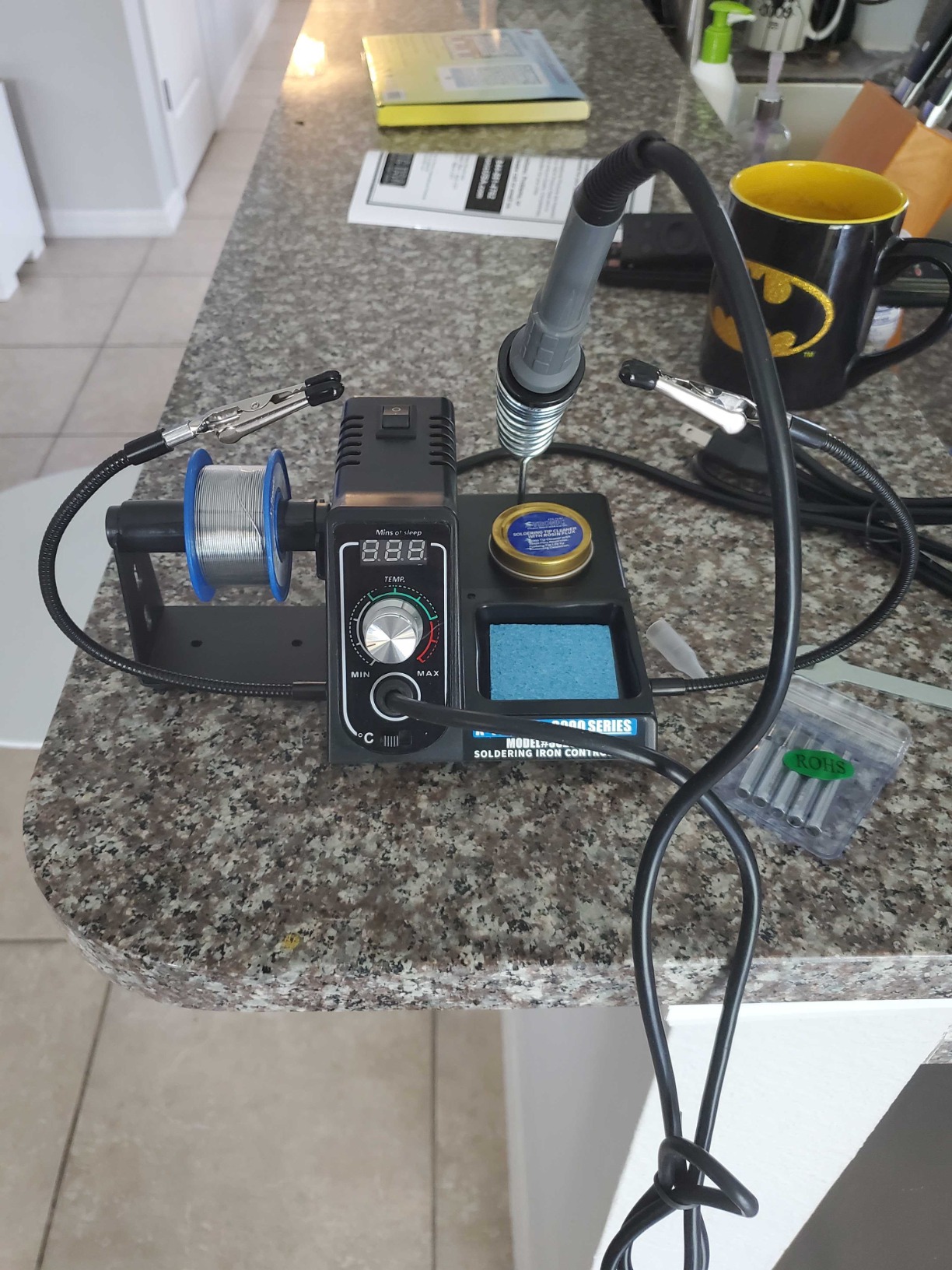 The Original X-Tronic 3020-XTS 75W Soldering Iron Station Kit 2 Helping Hands Silicone Tool Mat 5 Extra Tips 50g Roll of Solder Brass Sponge Cleaning Flux C/F Conversion Auto Sleep customer photo 2