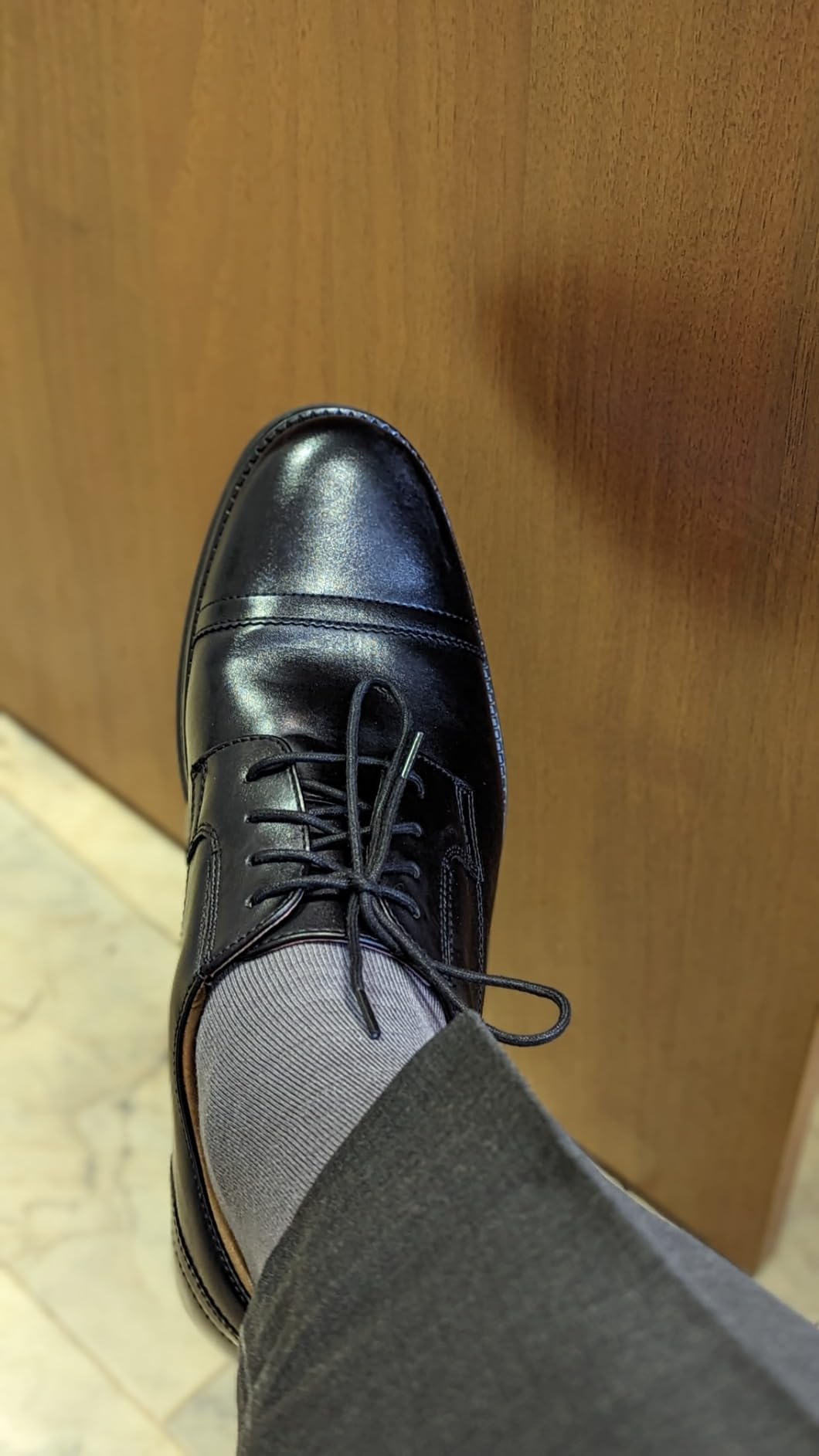 DOCKERS Mens Garfield Cap Toe Dress Oxford Shoes customer photo 1