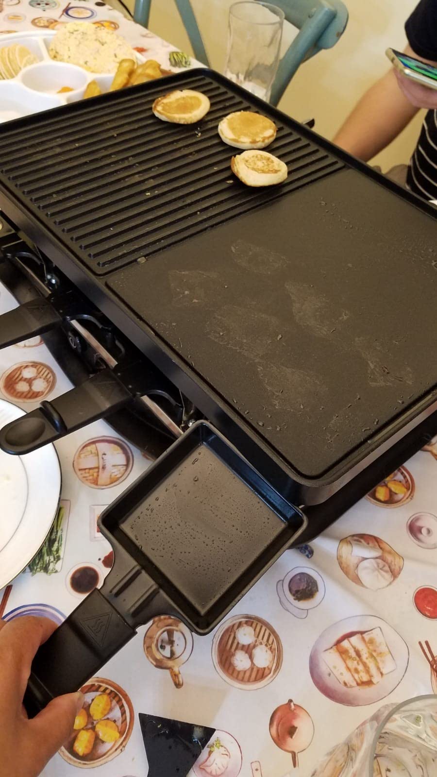 Hamilton Beach Electric Indoor Raclette Grill For Parties & Family Fun | 8 Individual Warming Trays | 200 sq. in. PFAS-Free Non-Stick Griddle | Dishwasher Safe Parts | Black | 31612MN-MX customer photo 2
