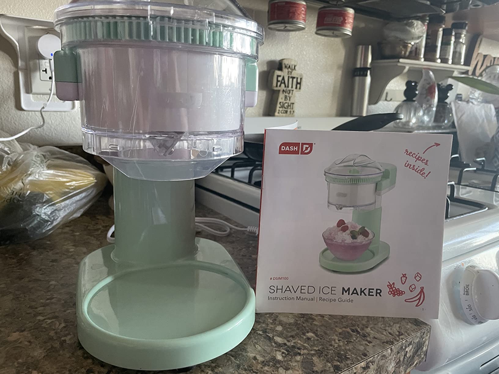 Dash Shaved Ice Maker - Frozen Dessert Maker for Snow Cones, Slushies, Cocktails & More - Easy to Use & Clean - Space-Saving Design - Aqua customer photo 1