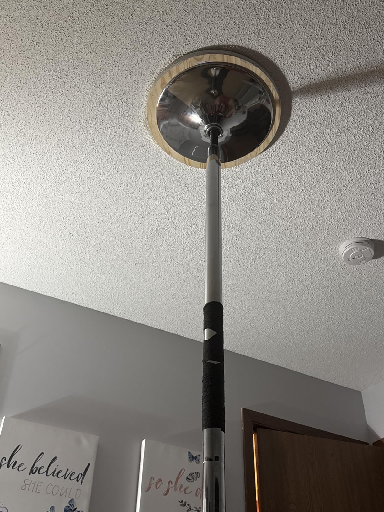 Yaheetech 45mm Portable Spinning & Static Pole Dance Pole for Home | Sturdy steel construction holds up to 441 lb, screw-free removable design protects ceilings while you dance and exercise. customer photo 1