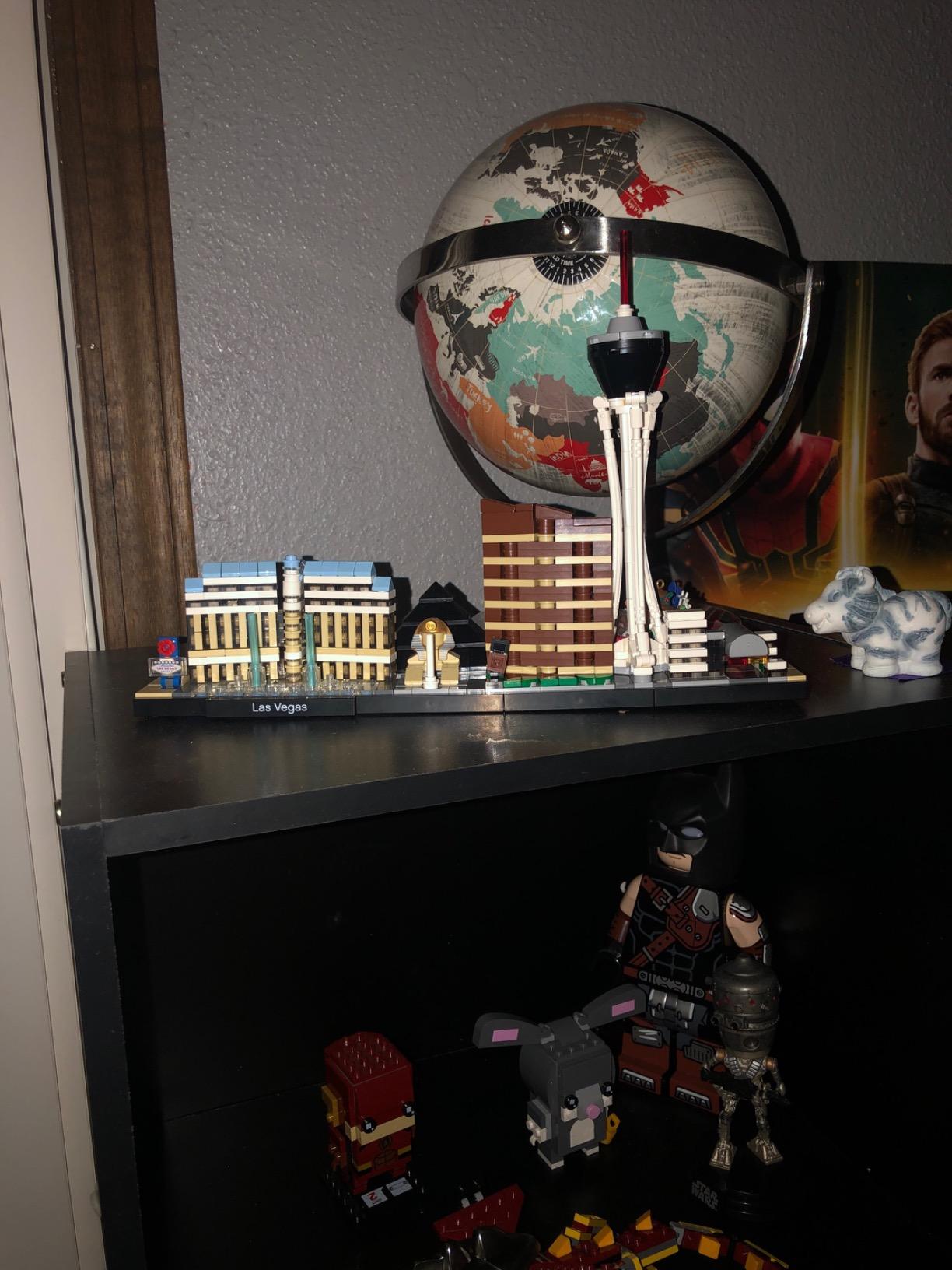 LEGO Architecture Skyline Collection Las Vegas Building Kit 21047 (487 Pieces) customer photo 1