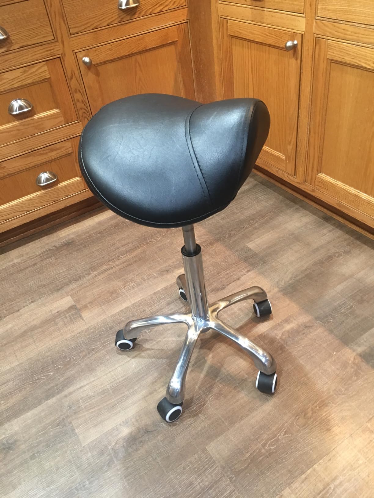 Antlu Saddle Stool Rolling Chair for Medical Massage Salon Kitchen Spa Drafting, Adjustable Hydraulic Stool with Wheels (Without Backrest, Black) customer photo 1