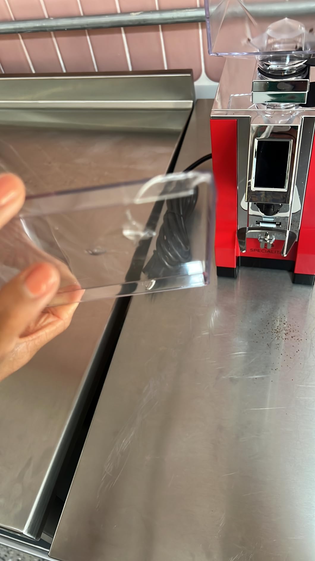 Eureka Mignon Specialita Espresso Grinder | Silent Technology | Stepless 55mm Burrs | Touchscreen | Black | Silent Technology, Stepless 55mm Burrs, Touchscreen customer photo 1