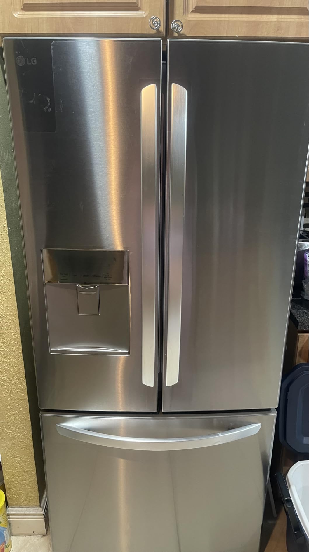 LG LFDS22520S French Door Bottom Freezer Refrigerator with Water Dispenser - Stainless Steel customer photo 2
