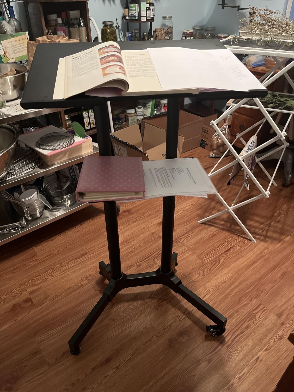 VIVO Mobile 24 x 16 inch Lectern Podium, Height Adjustable Steel Rolling Laptop Cart on Wheels, Black, CART-V03E customer photo 2