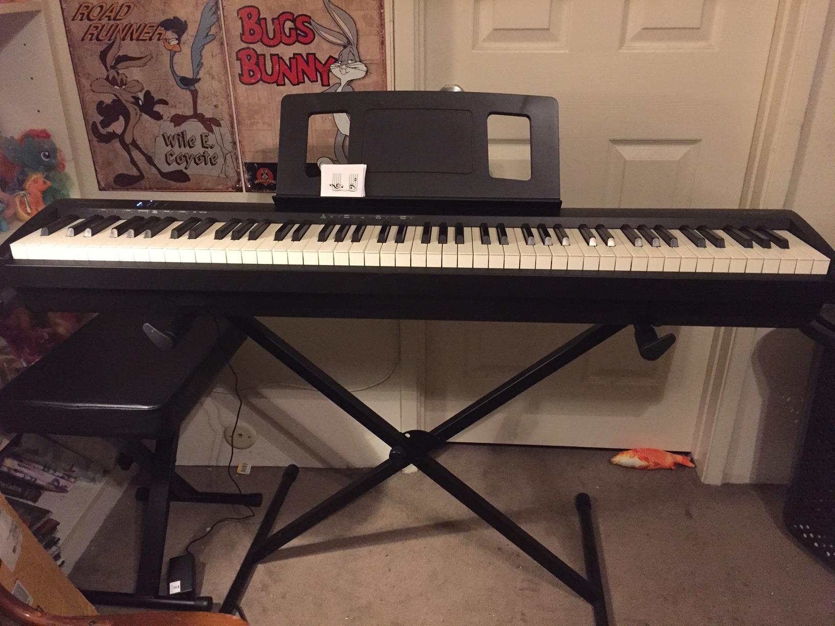 Roland FP-10 | Compact 88-Note Digital Piano | SuperNATURAL Piano Tones | Authentic Acoustic Feel Keyboard | Bluetooth & MIDI Connectivity customer photo 1