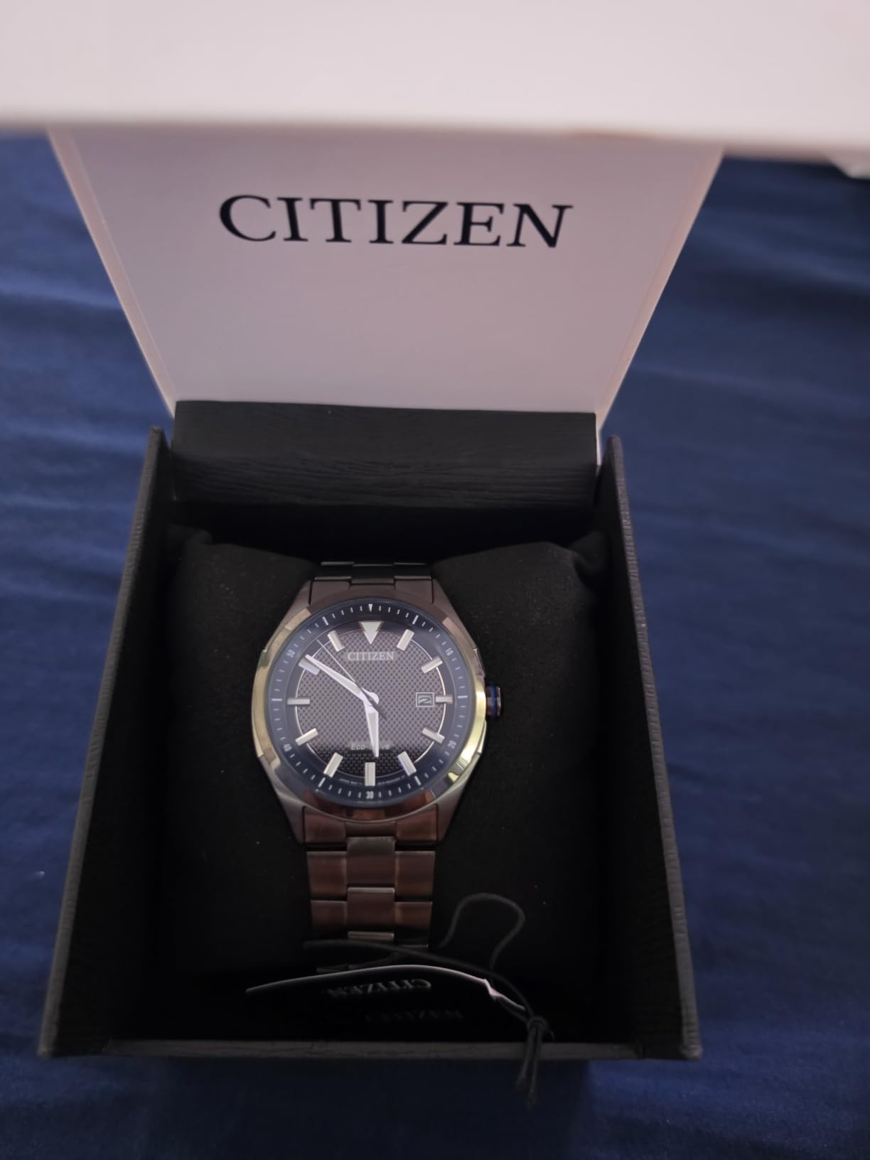 Citizen Men's Eco-Drive Weekender 3-Hand Date Watch in Black IP Stainless Steel, Blue Dial (Model: AW1147-52L) customer photo 2