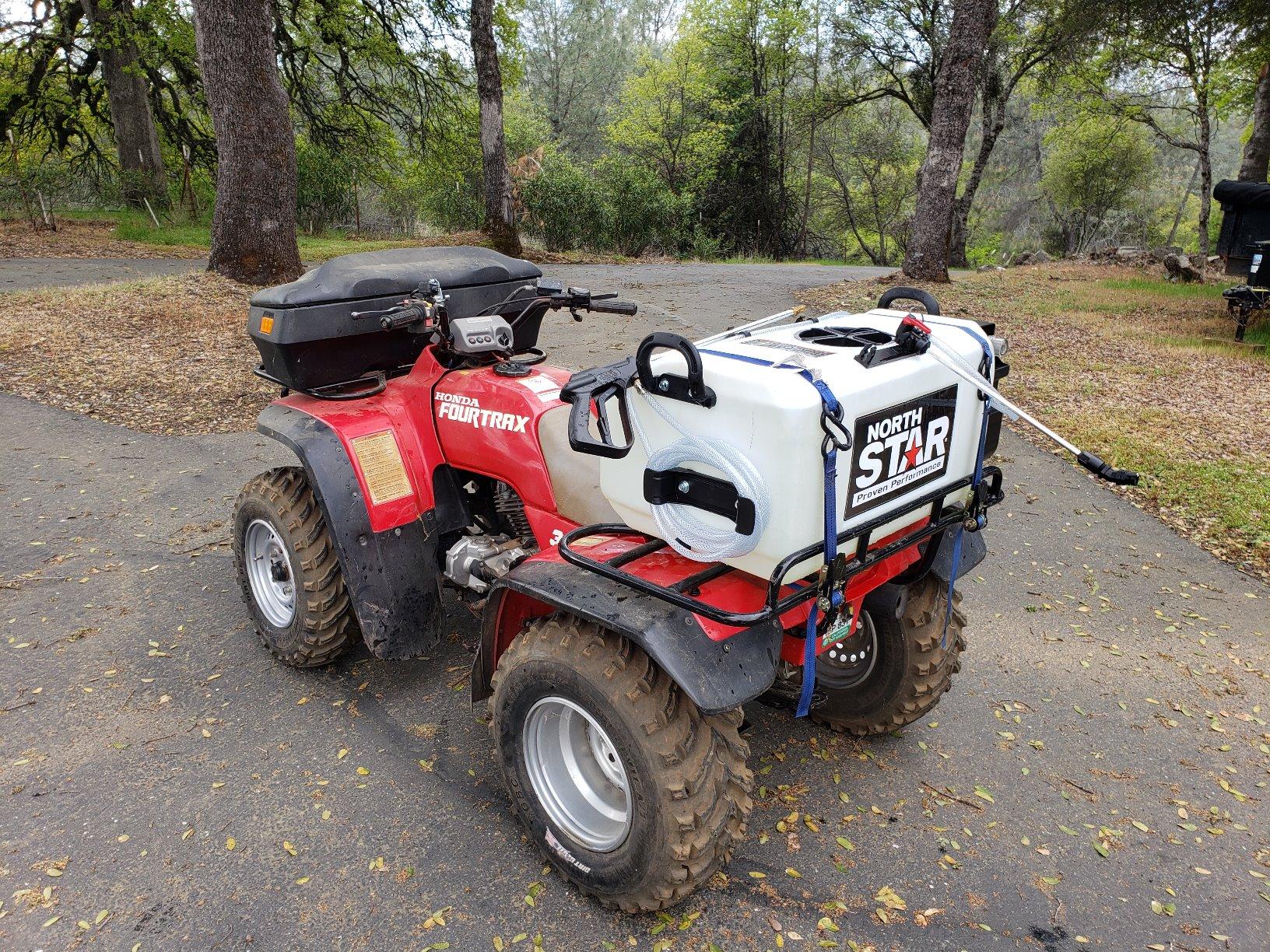 NorthStar ATV Boomless Broadcast and Spot Sprayer - 26-Gallon Capacity, 2.2 GPM, 12 Volts customer photo 1