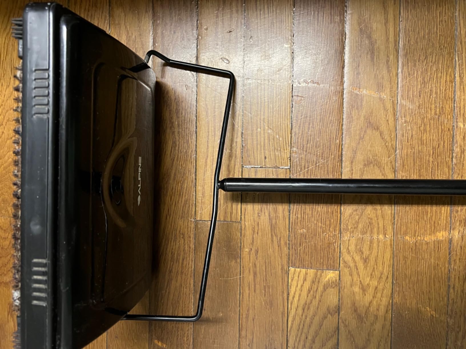 Alpine Manual Carpet Sweeper - Non Electric Triple Brush Push Floor Sweeper for Carpets, Rugs and Vinyl Floors - Red customer photo 2