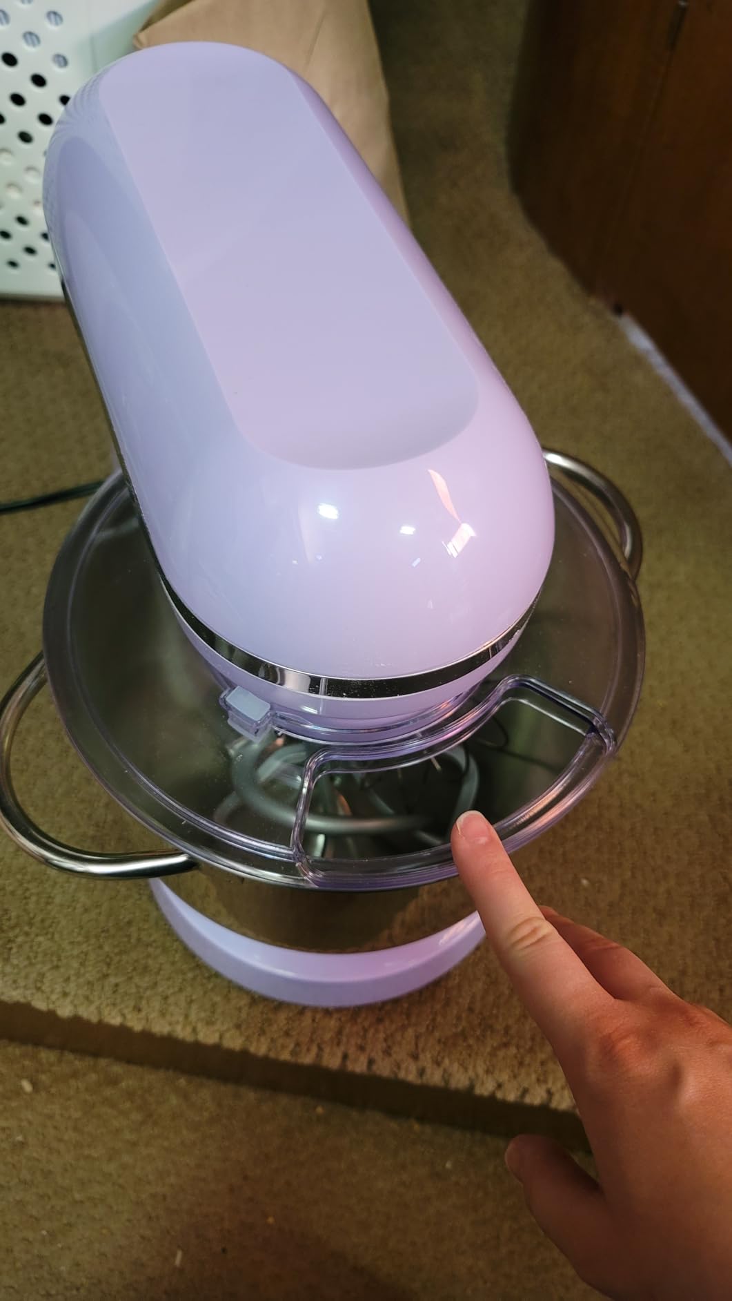 Aucma Stand Mixer,6.5-QT 660W 6-Speed Tilt-Head Food Mixer, Kitchen Electric Mixer with Dough Hook, Wire Whip & Beater (Red, 6.5QT) customer photo 2