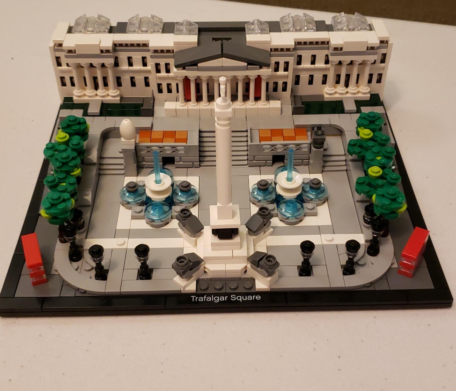 LEGO Architecture 21045 Trafalgar Square Building Kit (1197 Pieces) customer photo 2