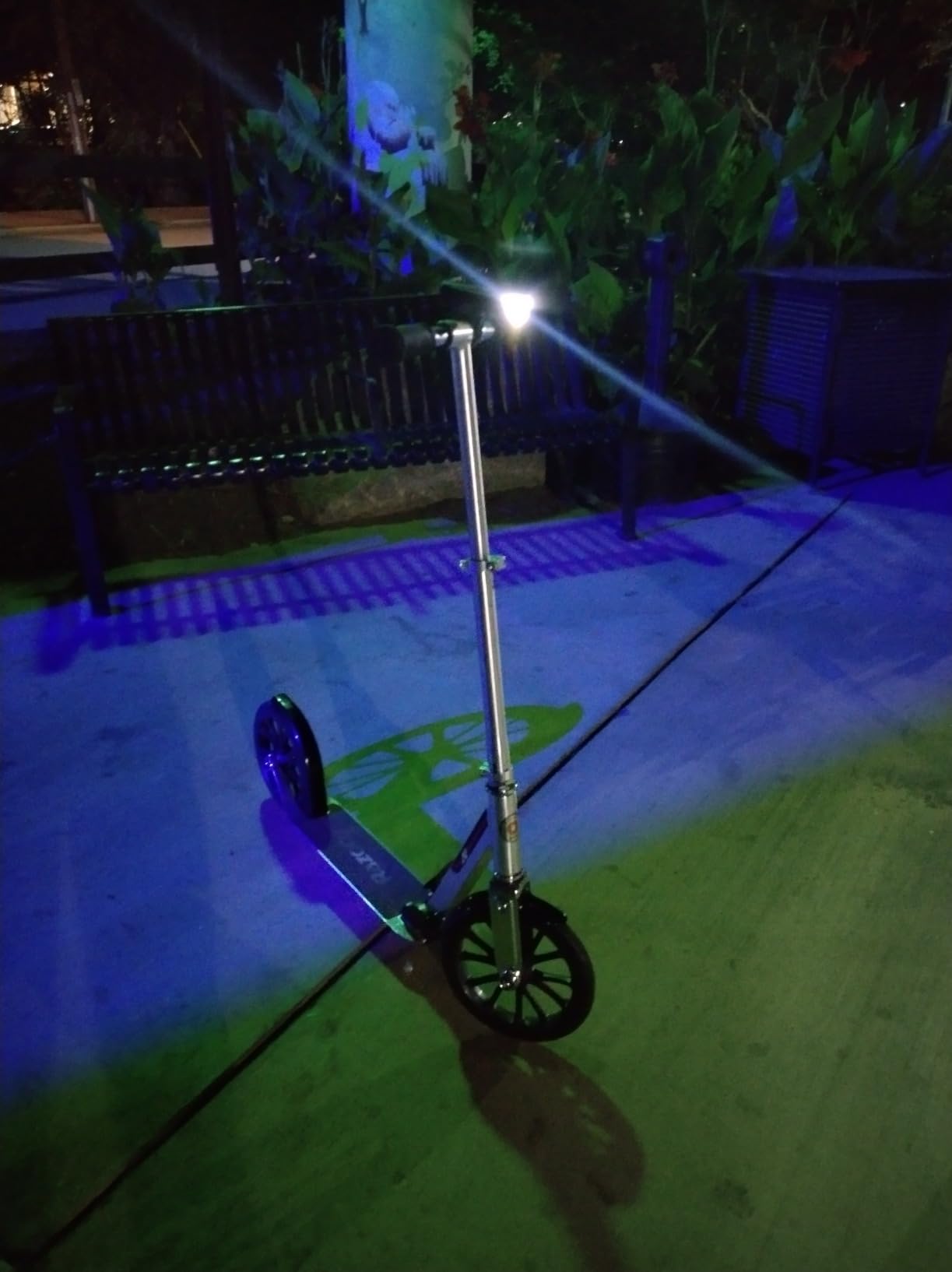 Razor A6 Kick Scooter for Kids Ages 8+ - Extra-Tall Handlebars & Longer Deck, 10