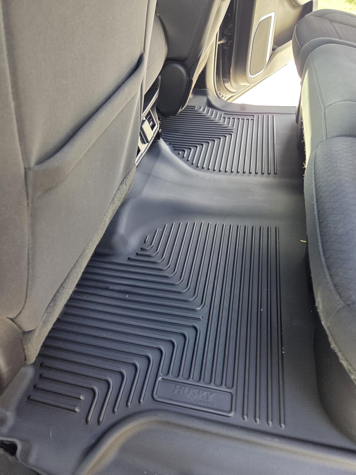 Husky Liners Weatherbeater Floor Mats | Fits 2019 - 2025 Chevrolet Silverado & GMC Sierra 1500; 2020-2025 Silv./Sierra 2500/3500 Crew Cab w/Carpet & Underseat Stg | Front & 2nd Row, 3-pc Black - 94021 customer photo 2