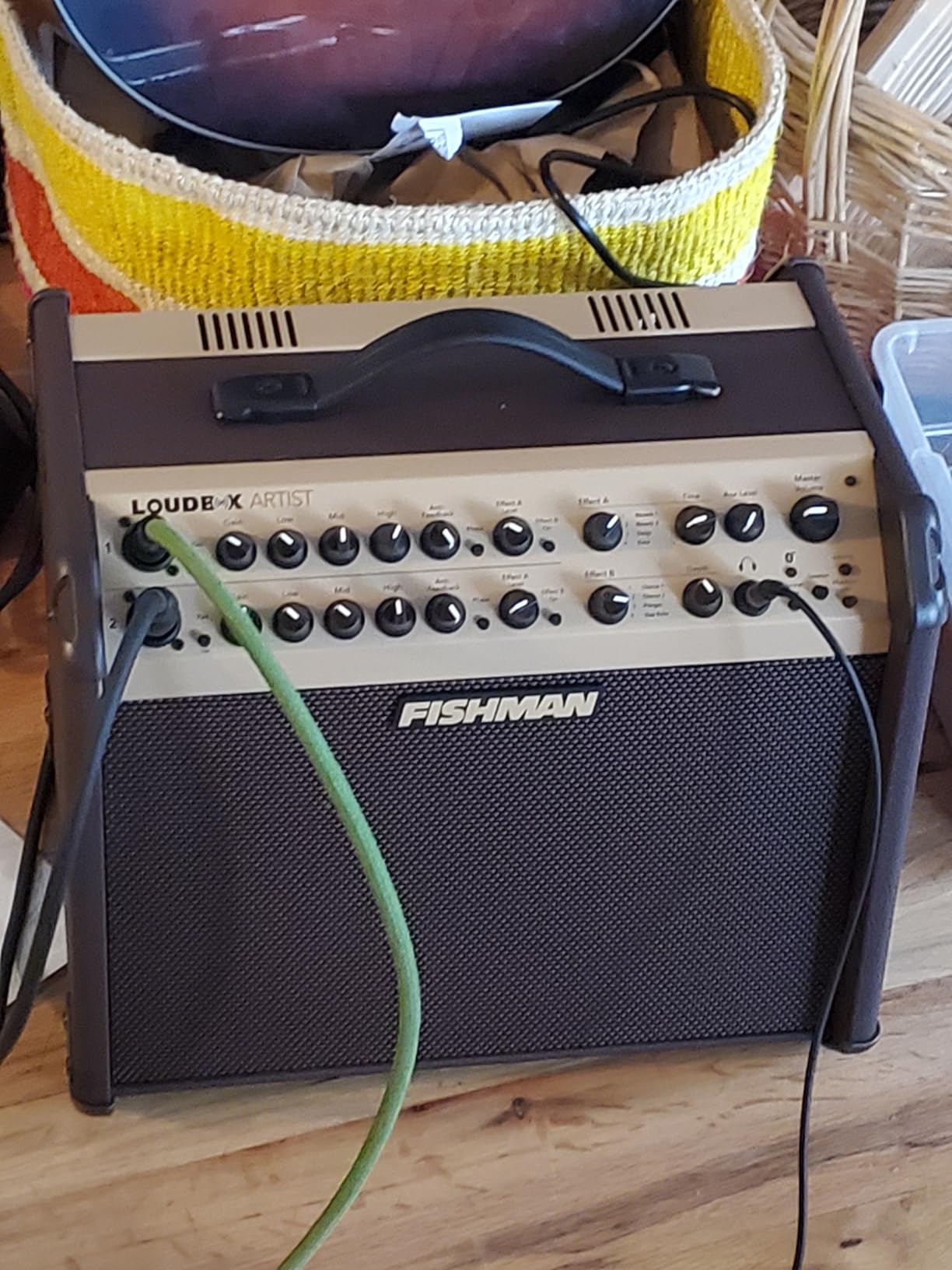 Fishman Loudbox Artist BT 120-Watt 1x8 Inches Acoustic Combo Amp with Tweeter Bluetooth customer photo 1