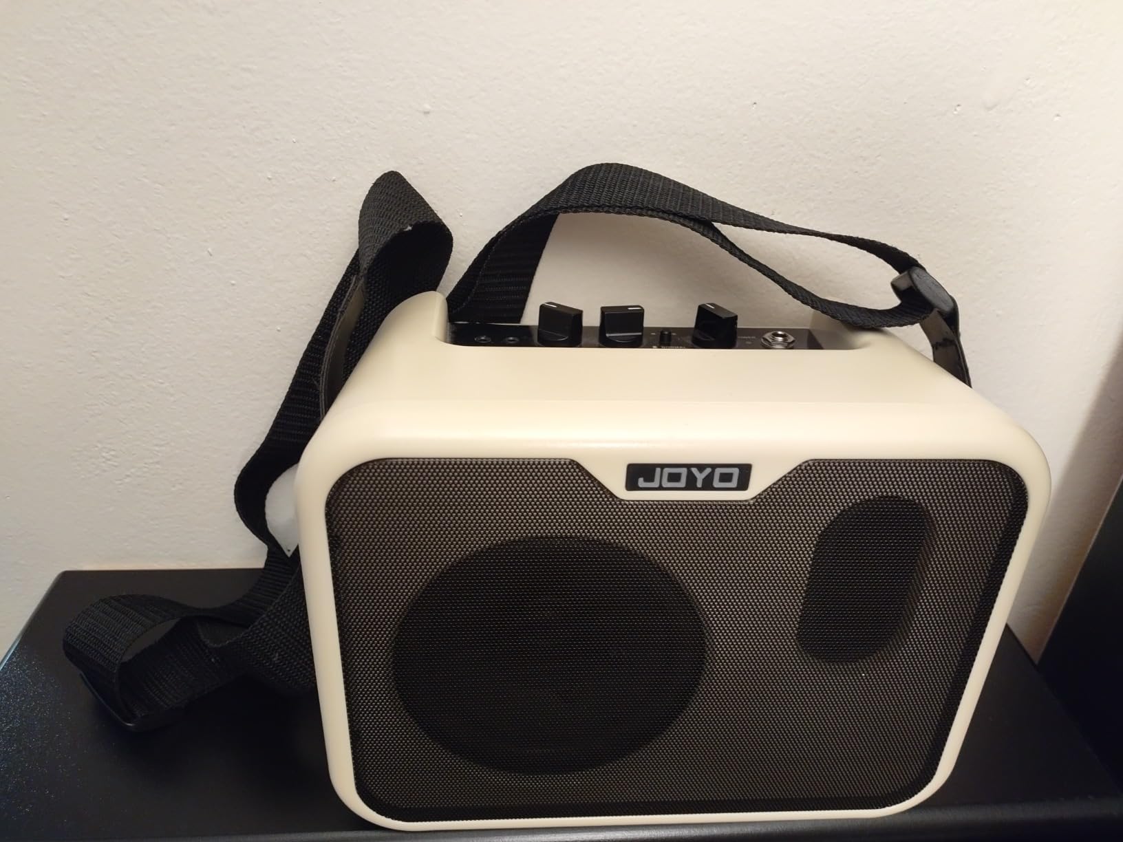 JOYO 10W Mini Bass Amp Bass Guitar Practice Amp Combo Bass Amplifier Portable Small Battery Powered Bass Amp Dual Channel (MA-10B) customer photo 1
