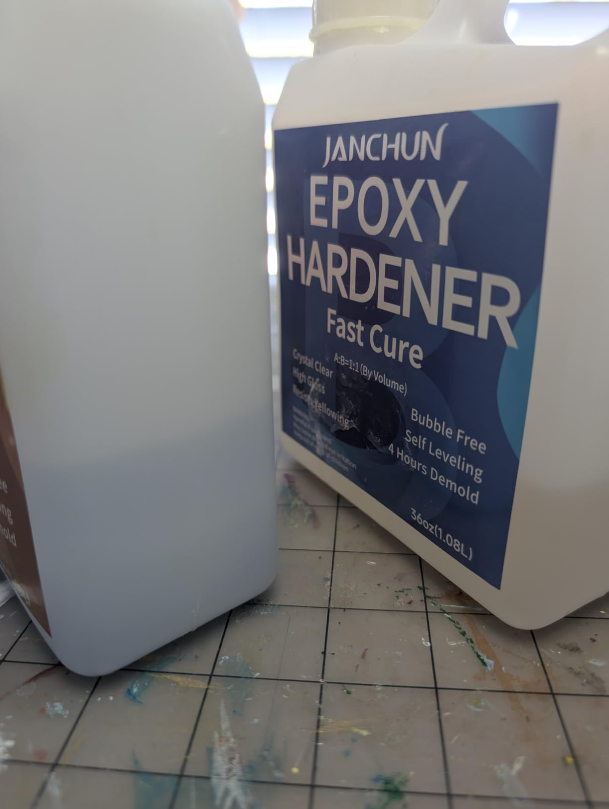 JANCHUN Crystal Clear Epoxy Resin Kit 16oz, Bubble-Free, Anti-Yellowing, Self Leveling Easy Mix 1:1 Coating and Casting Resin for Table Top, Molds, Tumbler Crafts, Painting, Jewelry, DIY Gifts customer photo 1